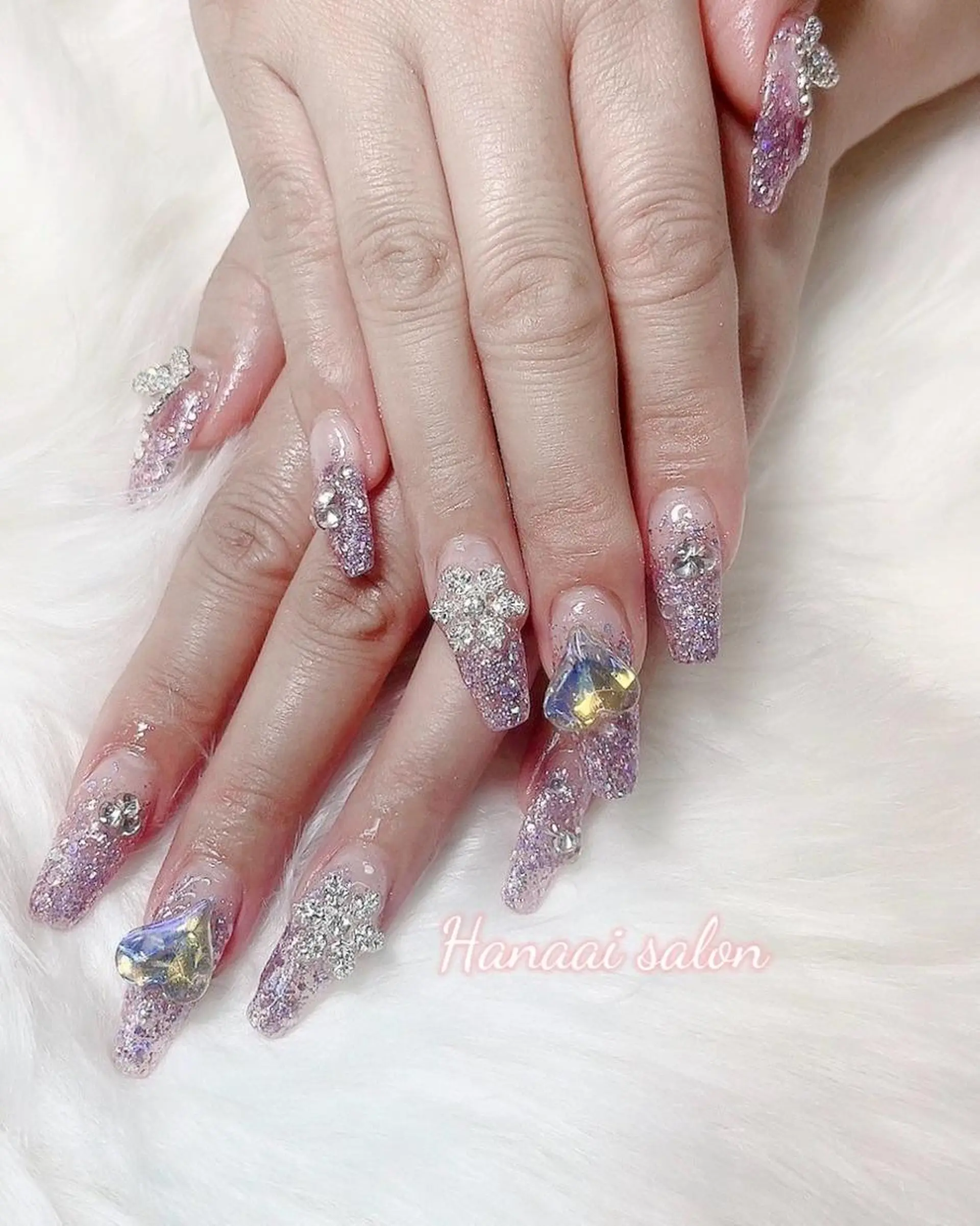 ネイル Hanaai Salon新宿店のネイルデザイン