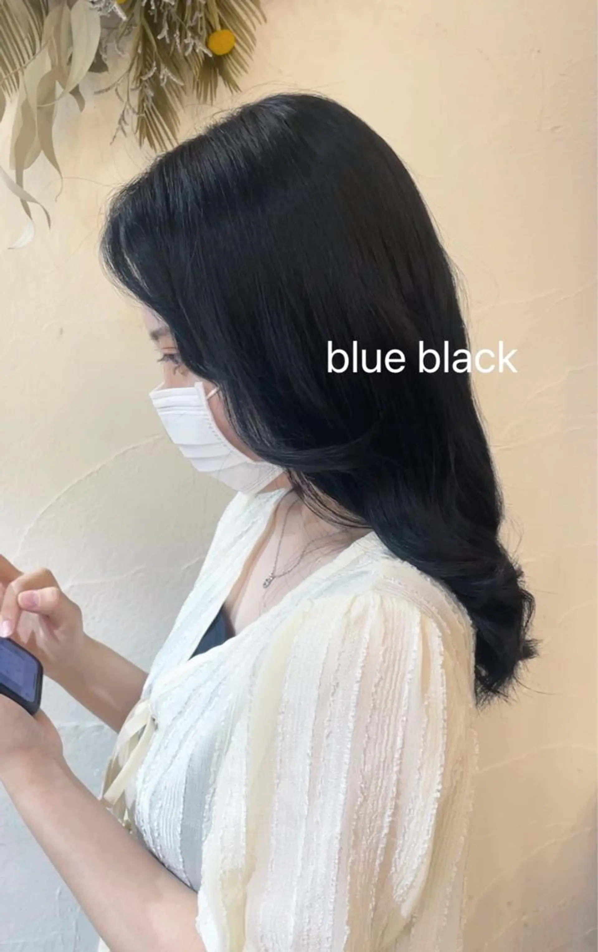 セミロング カラー ヘアアレンジ 黒髪 ブルーカラー ブルーブラック 透明感カラー Hair muse'e所属・加藤 愛鈴のヘアスタイル