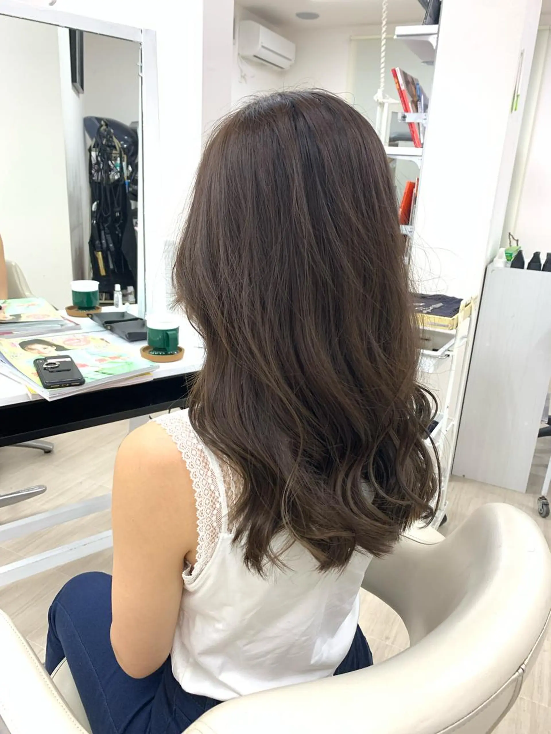 セミロング カラー 大橋 一智のヘアスタイル