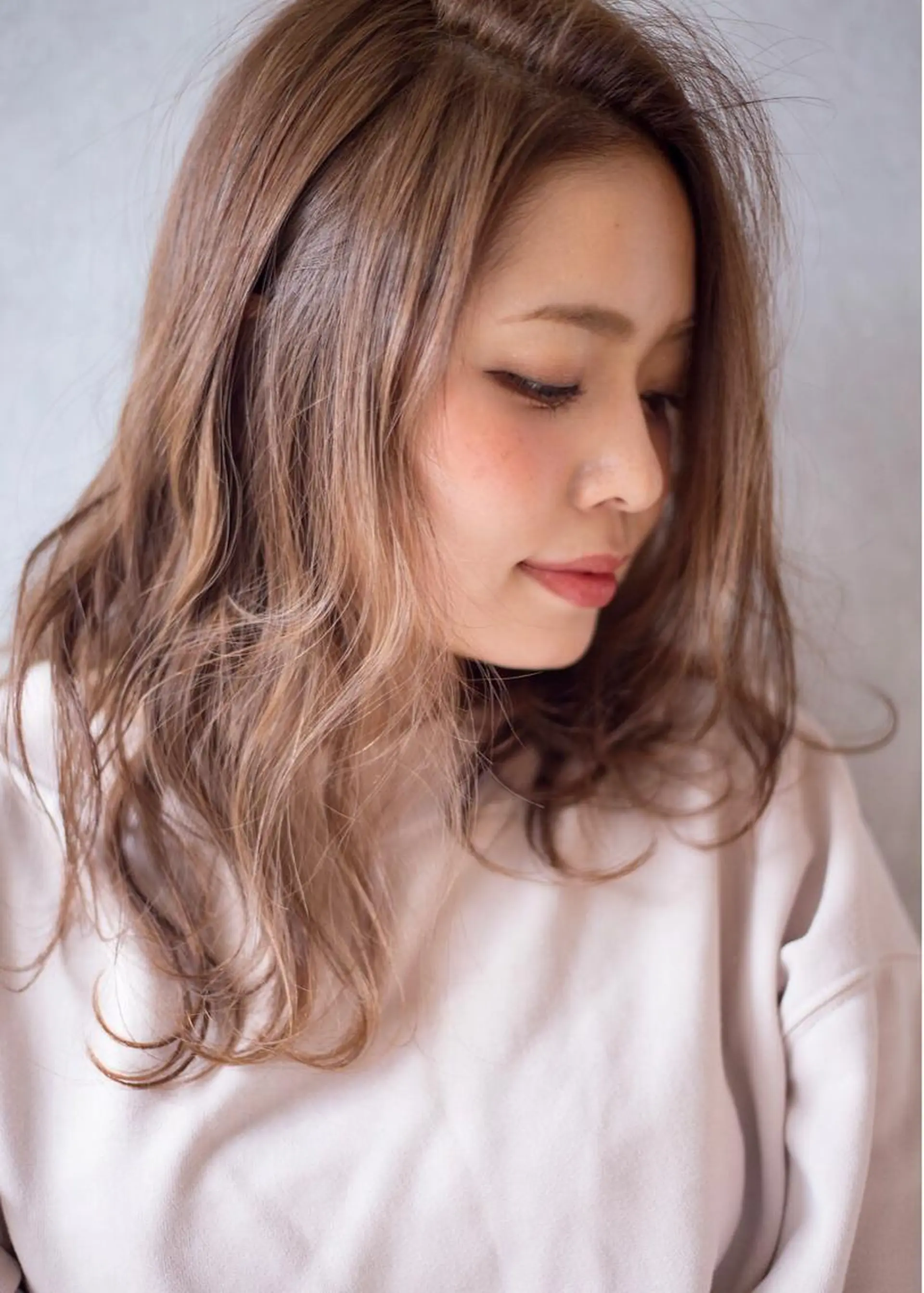 セミロング ヘアカラー 若山 敦のヘアスタイル