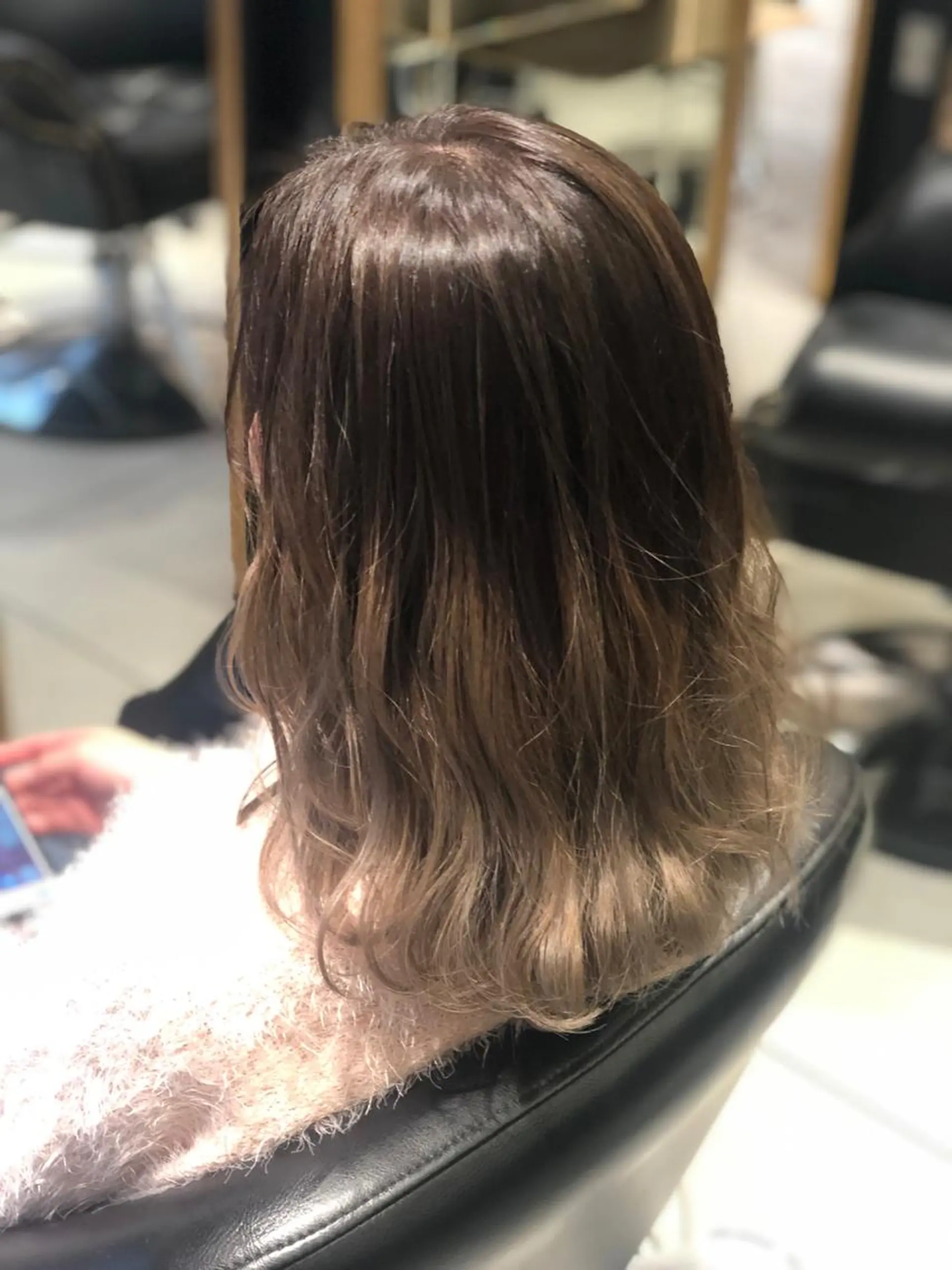 ショート カラー バレイヤージュ レイヤーカット FENICE onthe beach所属・永井大樹✨ 透明感カラー✨のヘアスタイル