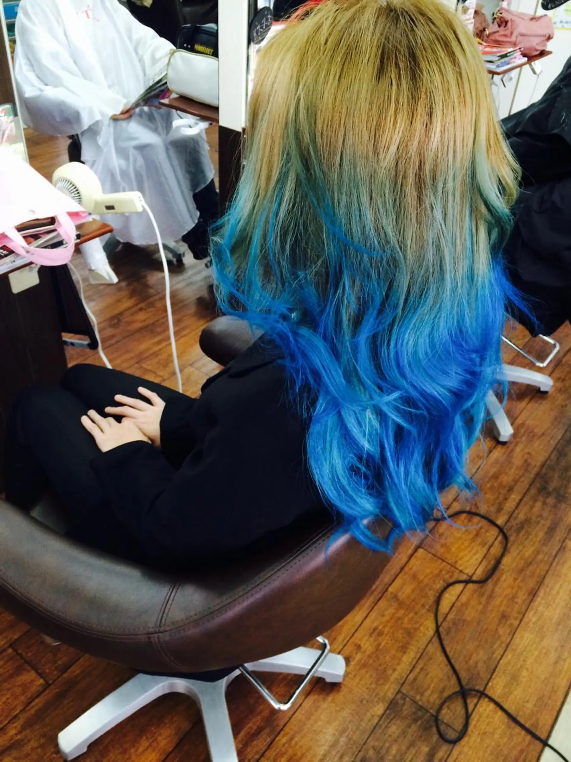 ロング カラー ブルーカラー グラデーションカラー AN'TIA小作所属・AN'TIA小作代表 ⭐︎kazuma⭐︎のヘアスタイル