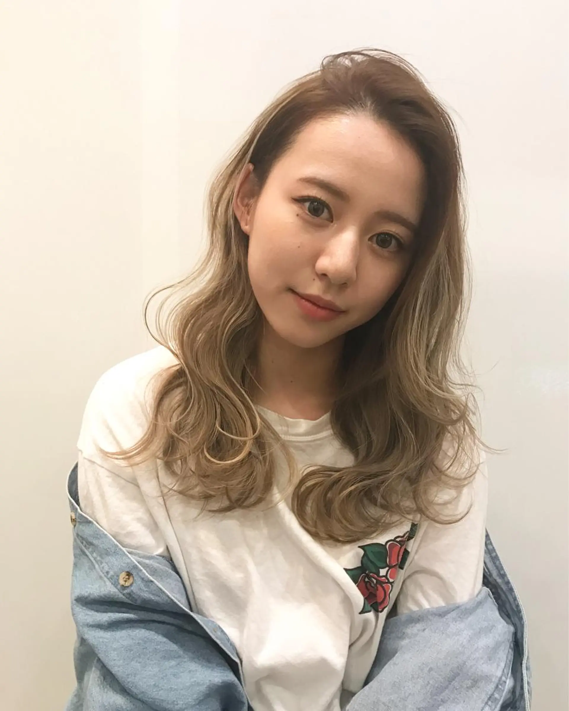 ロング カラー ヘアアレンジ ベージュカラー ハイライトカラー ハイライト ヘアカラー トリートメント BANK'S hair所属・💐ケラチン 髪質改善寺坂雄飛💐のヘアスタイル