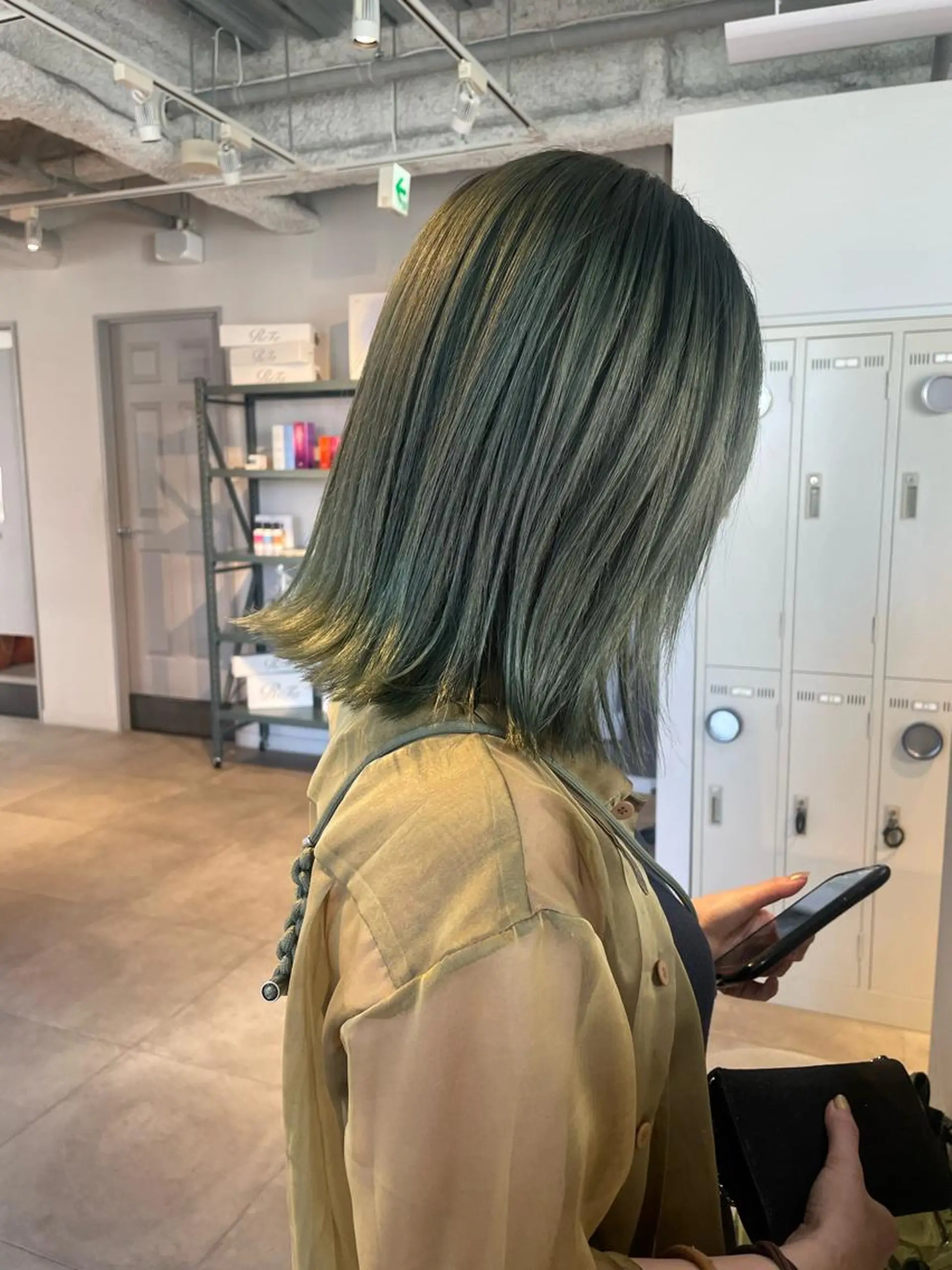 ミディアム カラー カット ヘアカラー トリートメント レイヤー/髪質改善カ ラ-🤍津田奈々美‎のヘアスタイル