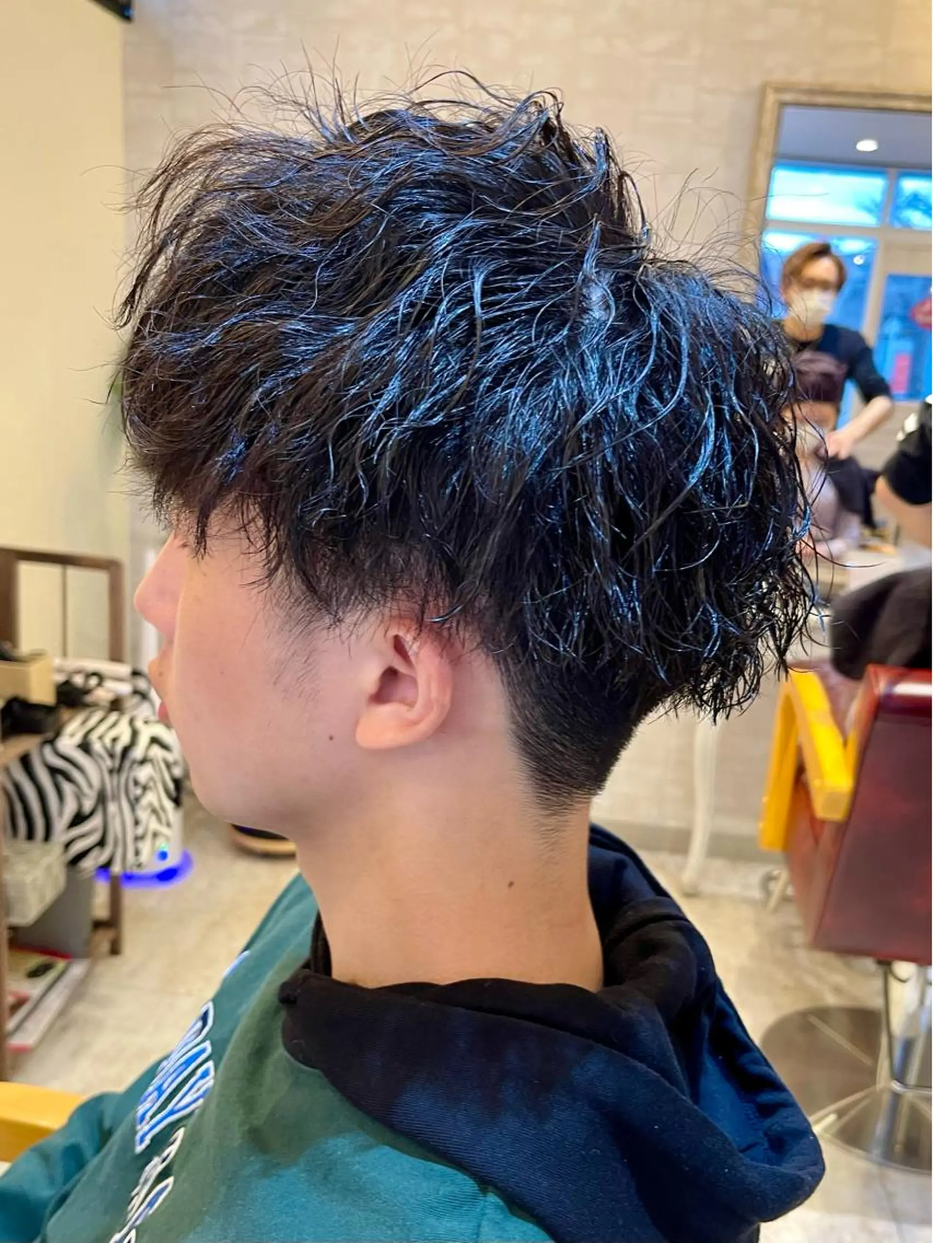 ショート カット パーマ 🍭透明感カラー 志賀拓海🍬🌈のヘアスタイル