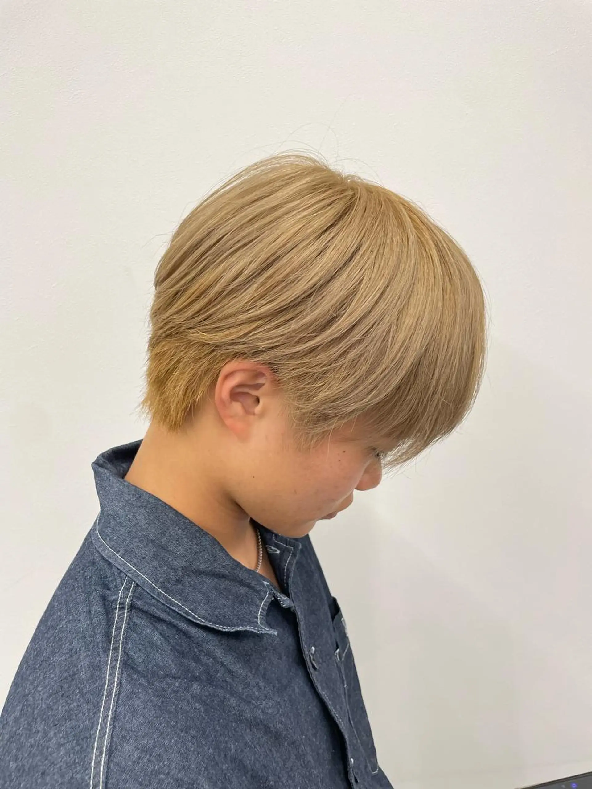 カラー メンズ ベージュカラー ミルクティーベージュ ヘアカラー トリートメント メンズ特化 🌟YURA🌟のヘアスタイル