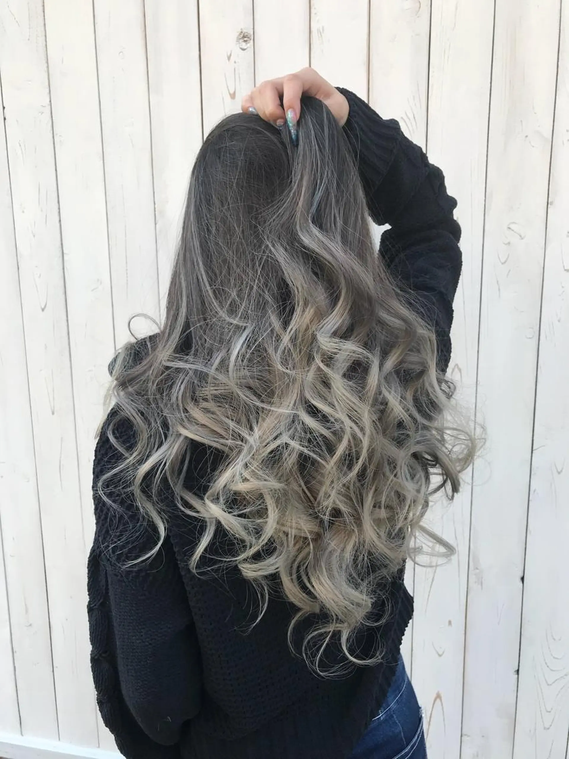 ロング カラー グラデーションカラー ハイライトカラー イルミナカラー オレンジ ハイライト LOHAS 関根真由美のヘアスタイル