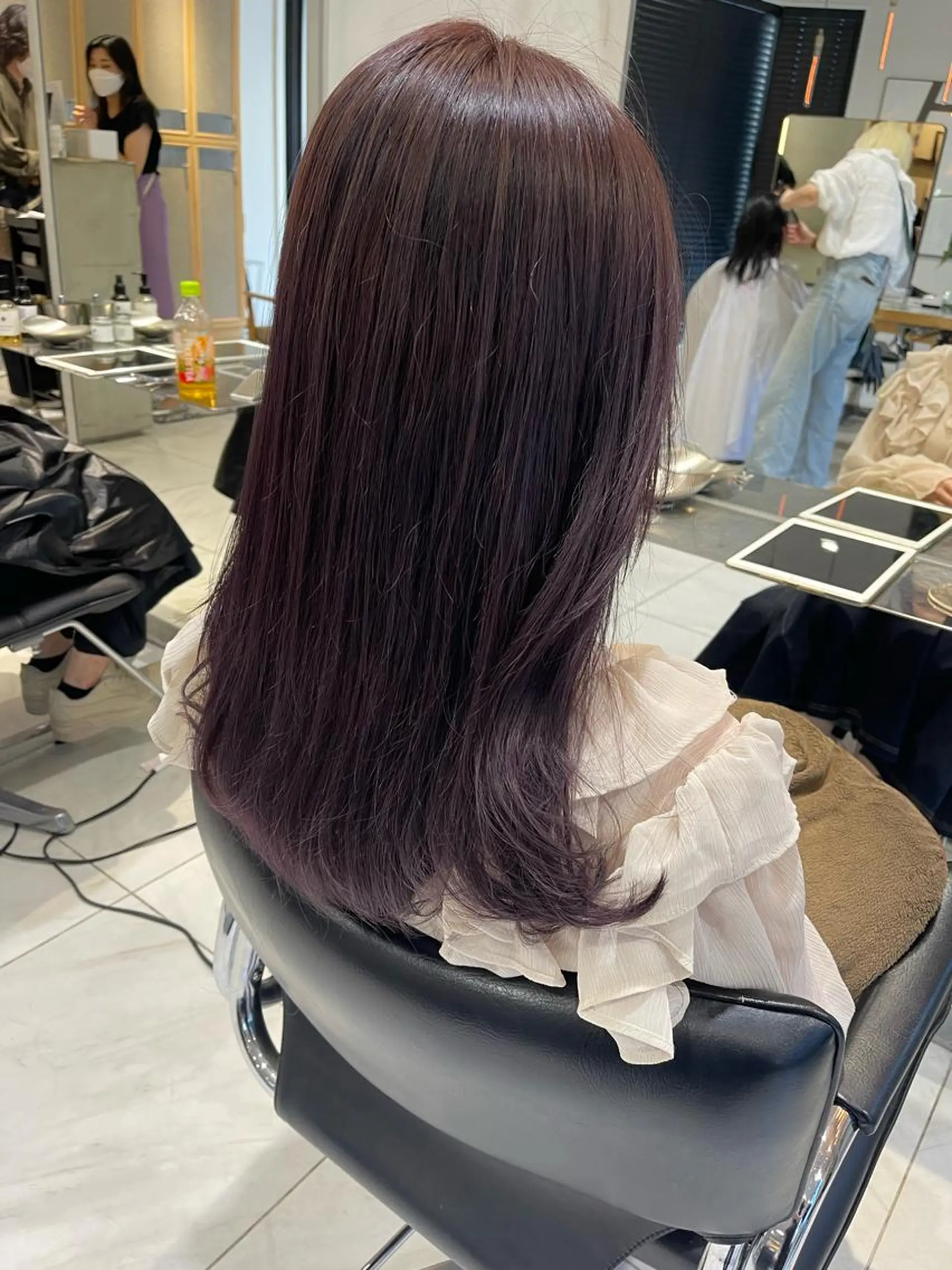 ロング カラー ラベンダーカラー ラベンダーグレー ヘアカラー トリートメント ヘッドスパ ラベンダー/レイヤー カット🤎mamiのヘアスタイル