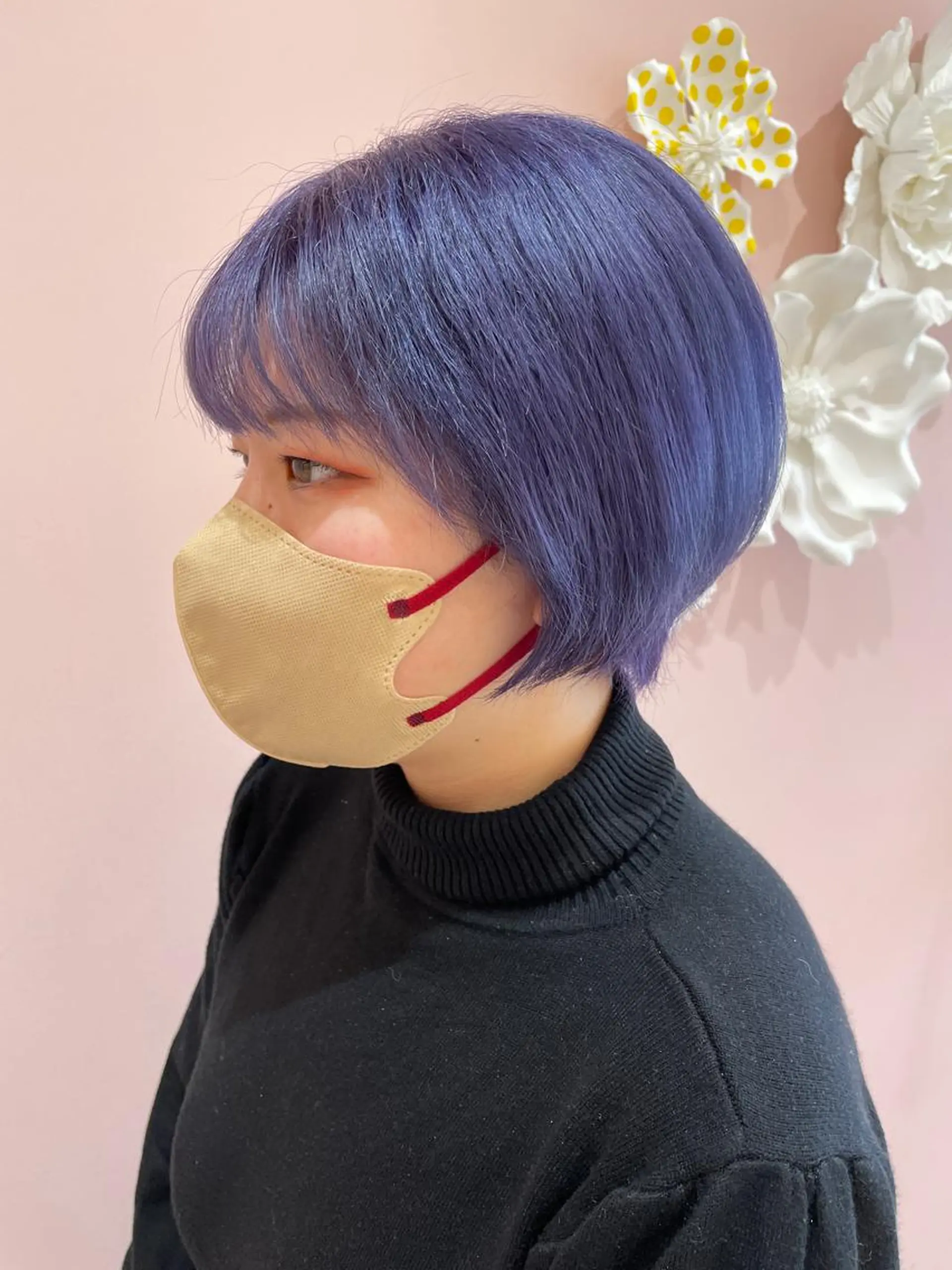 ショート カラー ブリーチ ブルーカラー ブルーラベンダー ケアブリーチ ラベンダーカラー カット ヘアカラー トリートメント レイヤーカット/ ハイトーンchimiのヘアスタイル