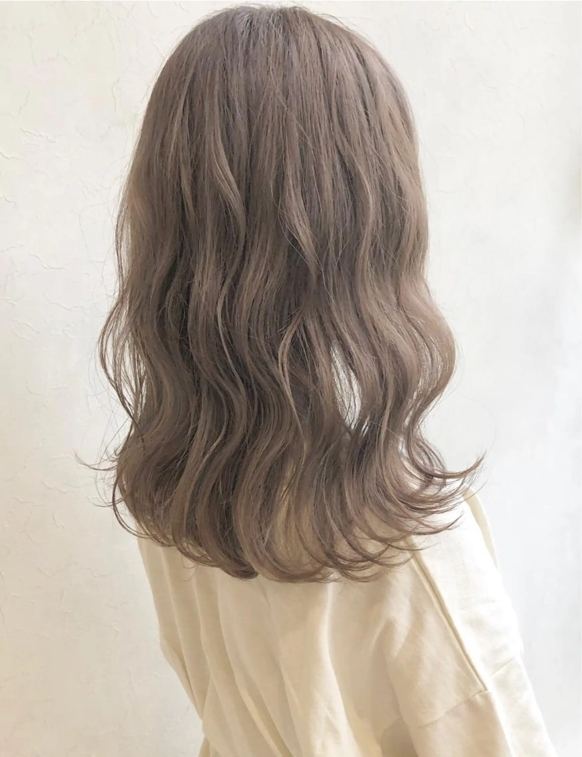 セミロング カラー nakahara madokaのヘアスタイル