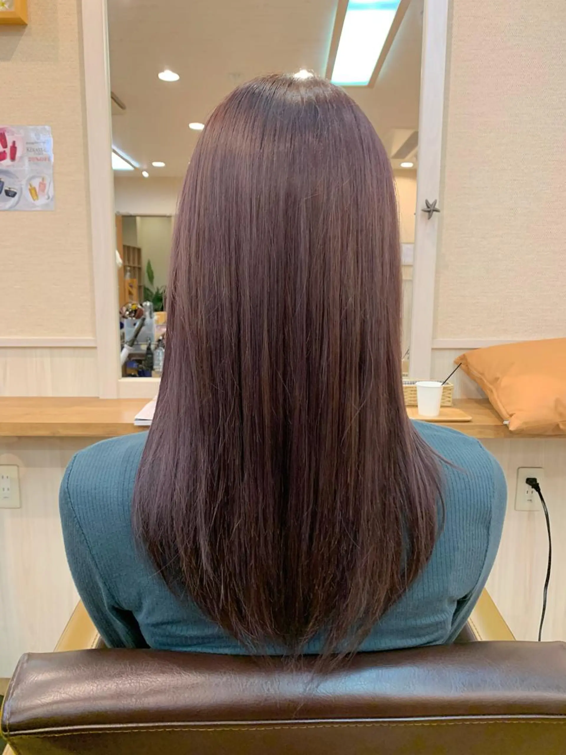 セミロング カラー ピンクカラー バイオレットカラー yuri🌼 N°＋uta*天王寺のヘアスタイル