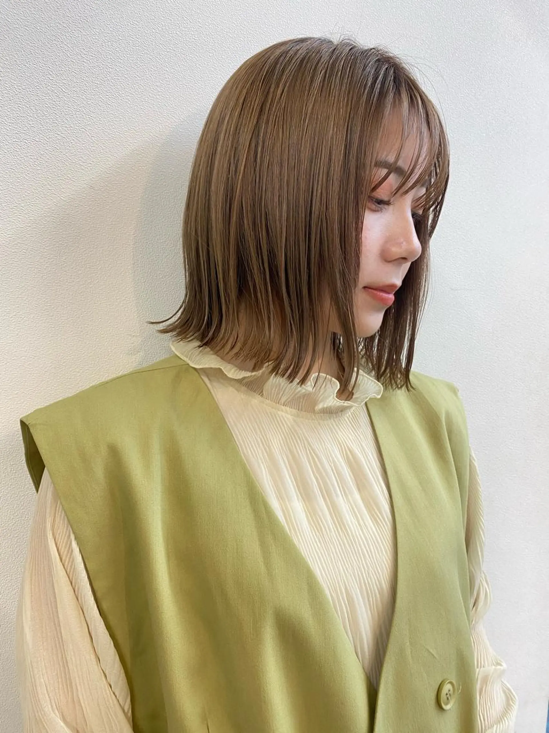 ミディアム カラー ハイトーンカラー ボブ ✨️今だけ無料✨️ 鶴田みなみのヘアスタイル