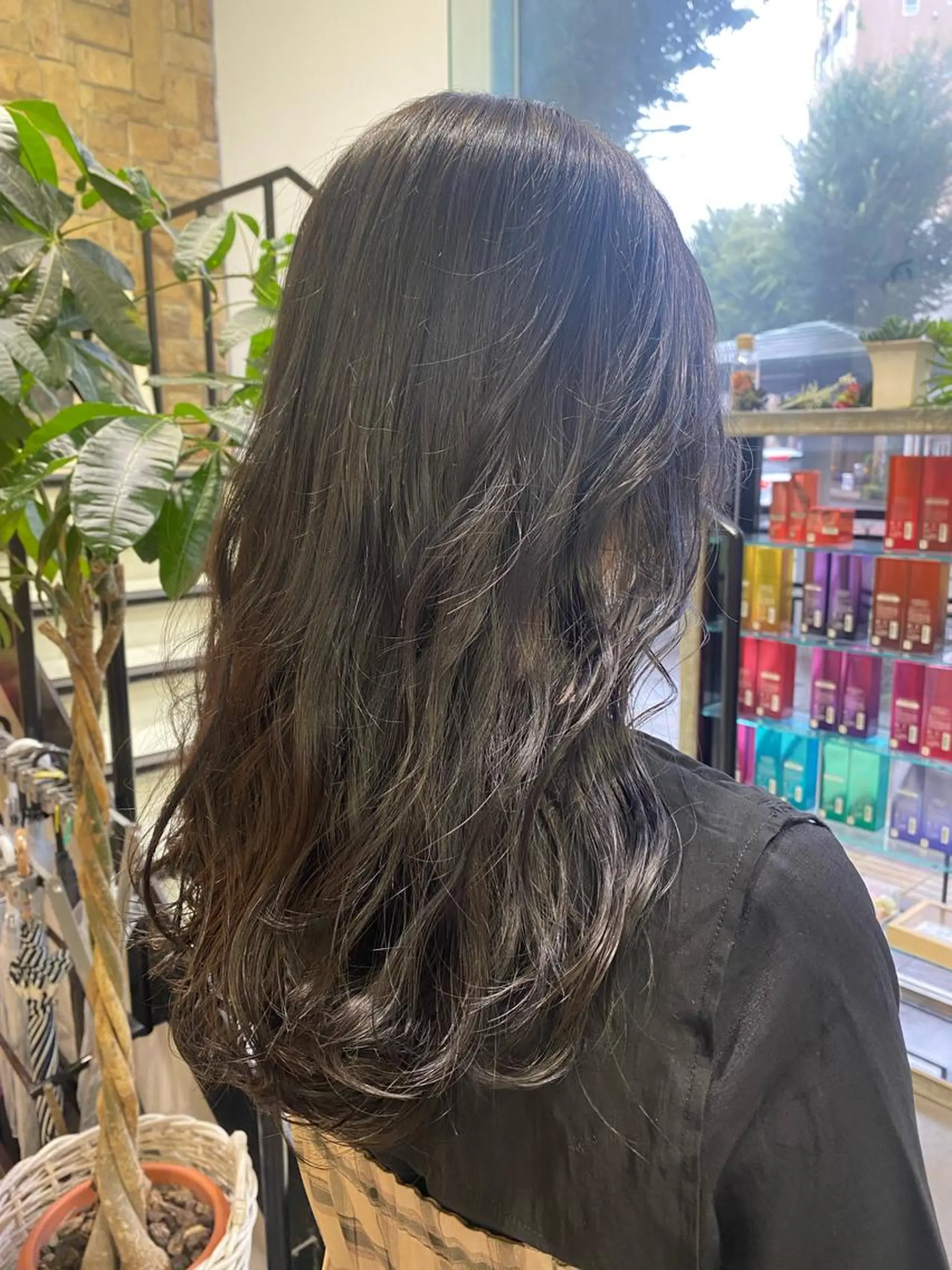 ロング カラー ヘアアレンジ Lim五反田所属・TSUNA 🌙 Lim 五反田の眉毛・アイブロウイメージ