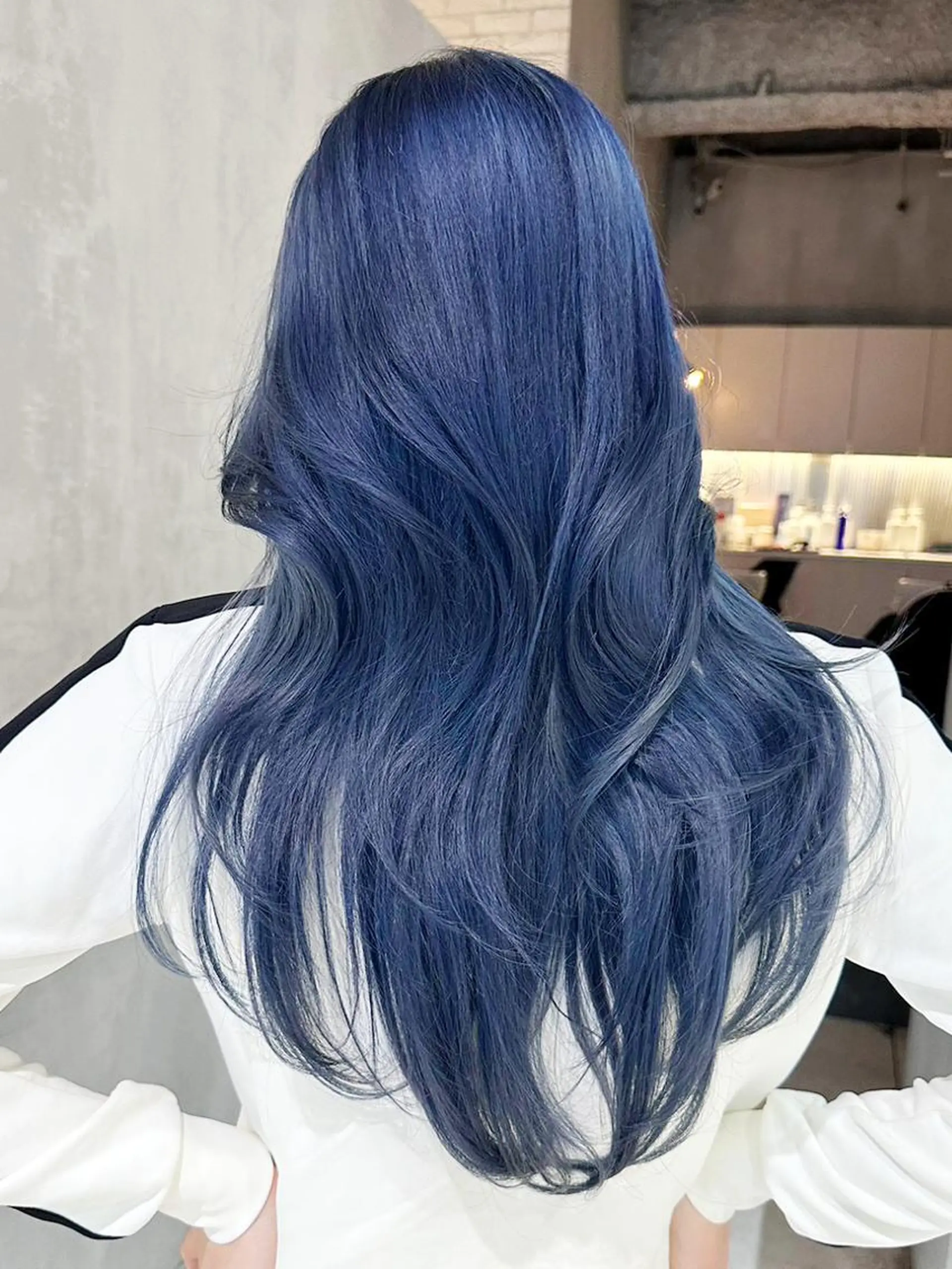 カラー セミロング ブルーカラー ブルーグレー カット ヘアカラー トリートメント ITbyALBUM 藤沢店のヘアスタイル