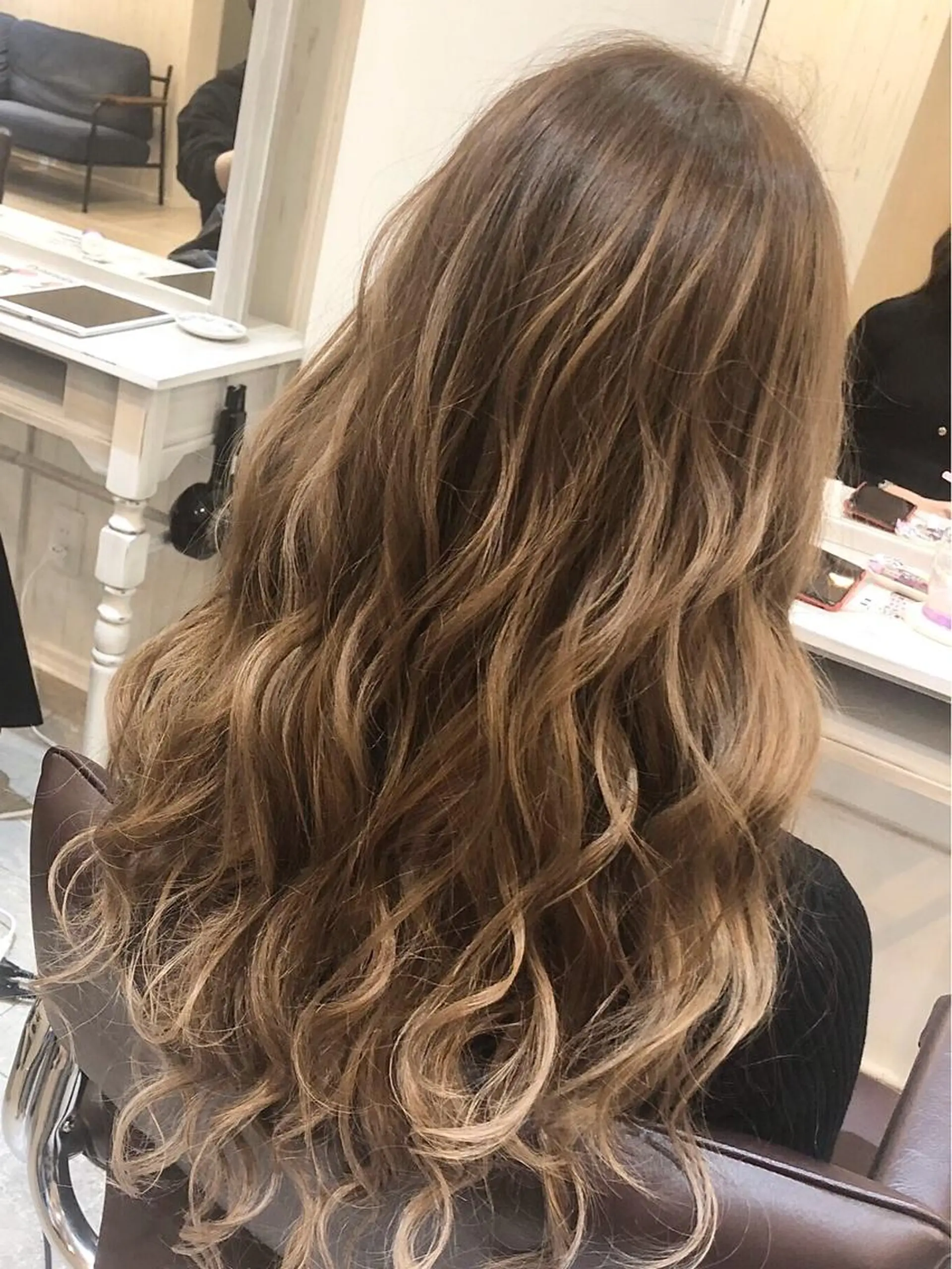 ロング カラー パーマ ヘアアレンジ エクステ地域最安値★ Device梅田のヘアスタイル