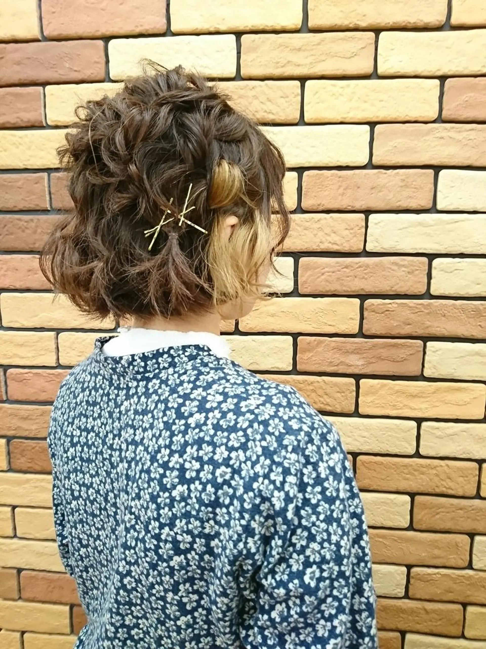 ミディアム 小林 永佳のヘアスタイル