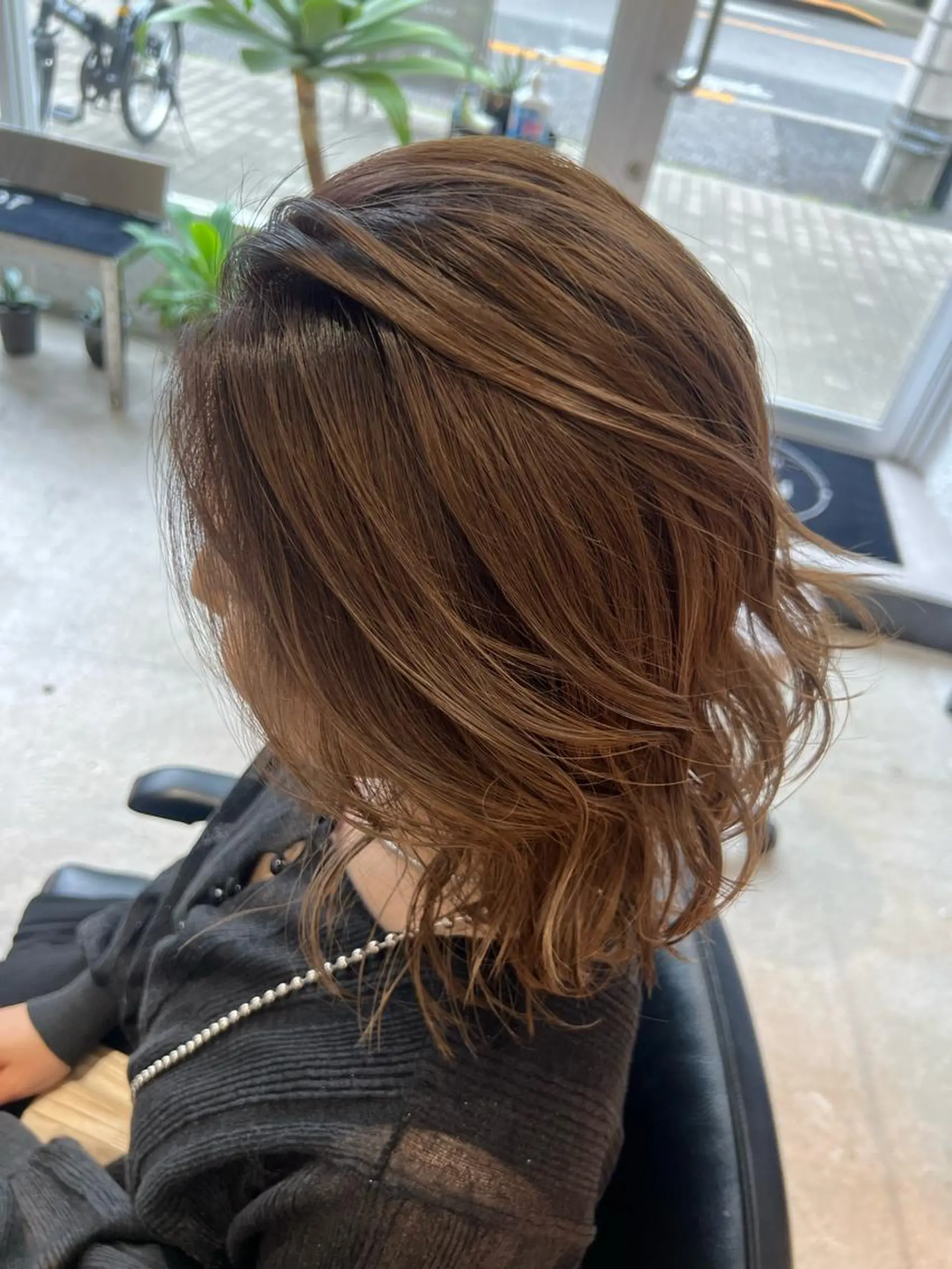 ミディアム カラー オタク美容師💟 チバコナツのヘアスタイル