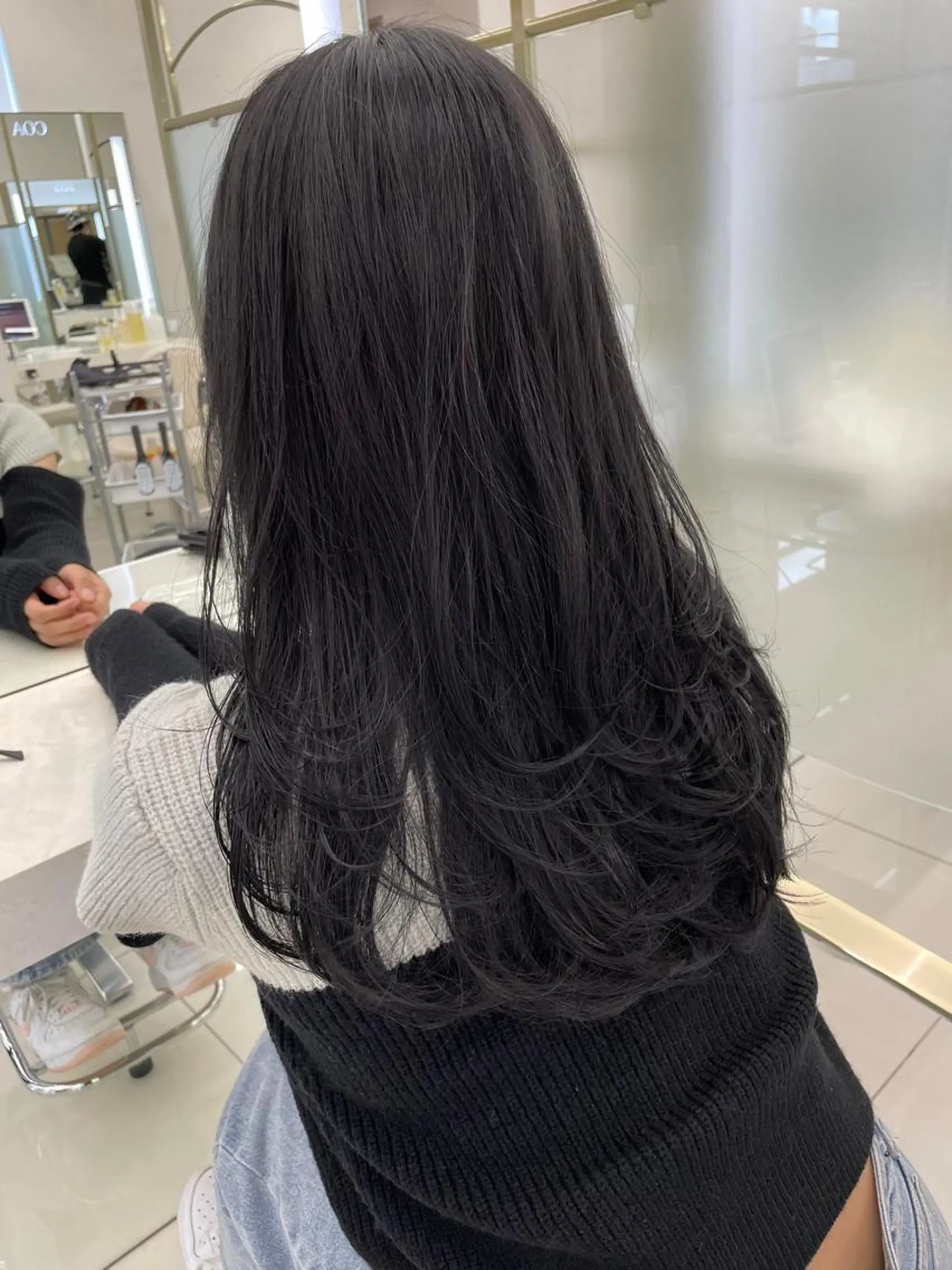 ロング カラー 黒髪 ブルーカラー ブルーブラック ヘアカラー トリートメント COA GINZA 空也/前髪/顔まわりのヘアスタイル