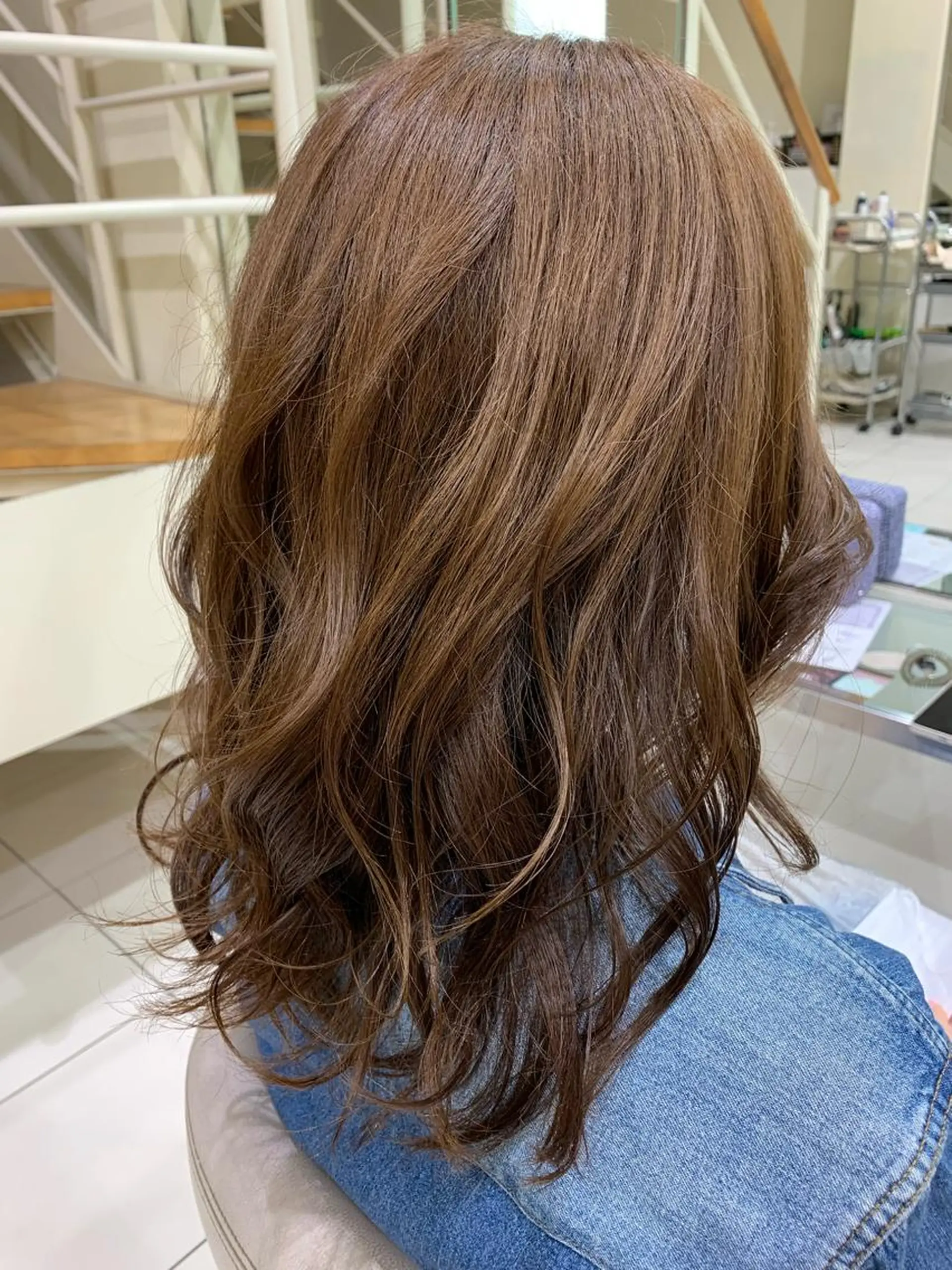 ミディアム カラー アディクシーカラー ブリーチ 透明感カラー デザインカラー グレージュ ヘッドスパ/栄 /久屋大通/岡戸のヘアスタイル