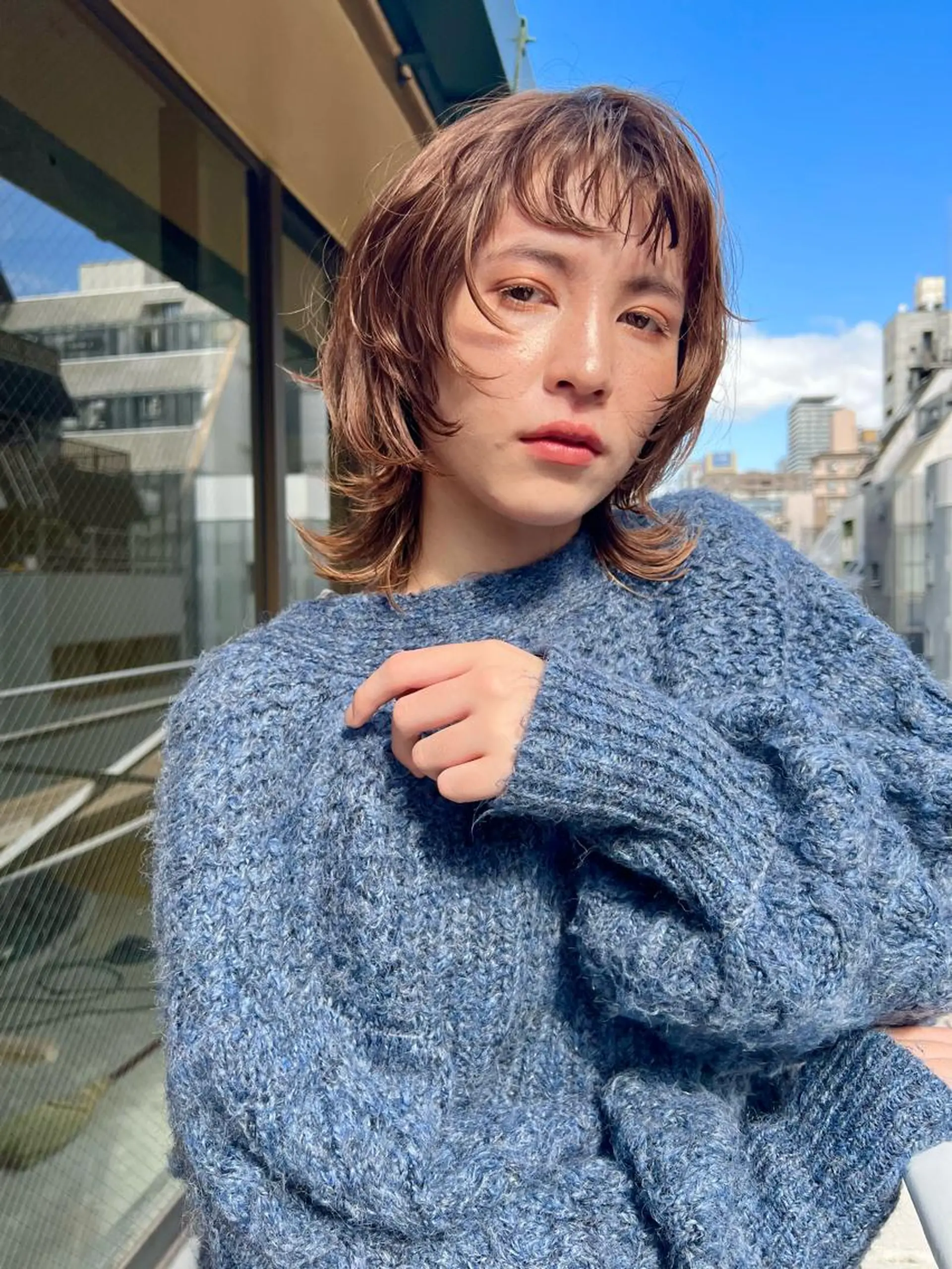 ミディアム ウルフカット ハイトーンカラー🍑 maanaのヘアスタイル