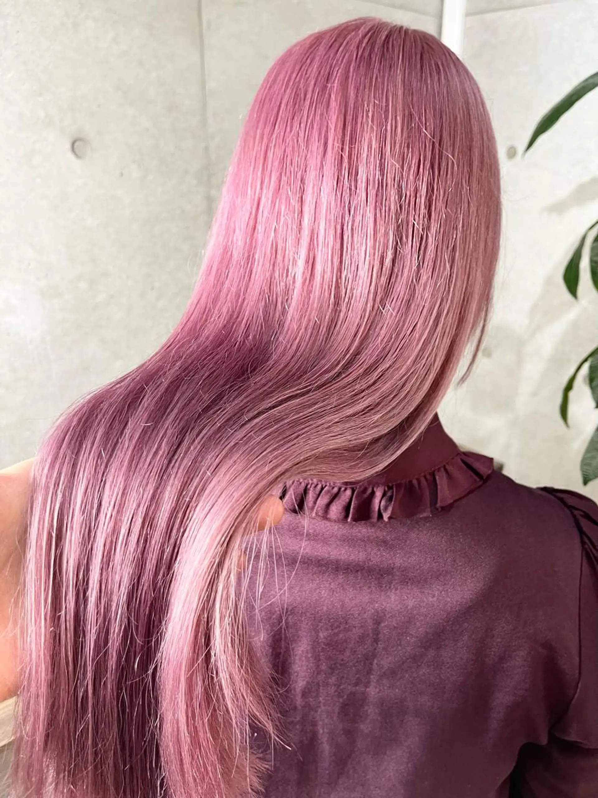 カラー ハイトーンカラー ピンクカラー 髪質改善 ヘアカラー トリートメント 名古屋のピンク好き かずくん🦩のヘアスタイル