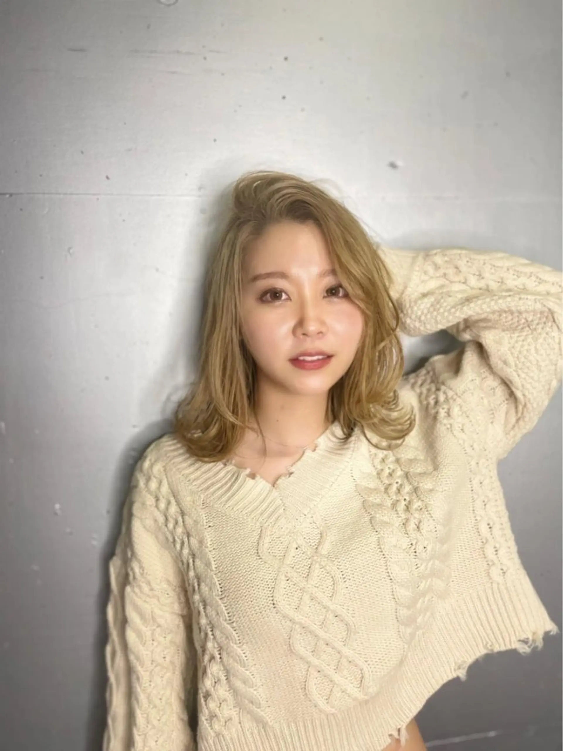 ミディアム 韓国風ヘア レイヤーカット TMJ所属・バズる韓国ヘア 🇰🇷溝邊　拓麿のヘアスタイル