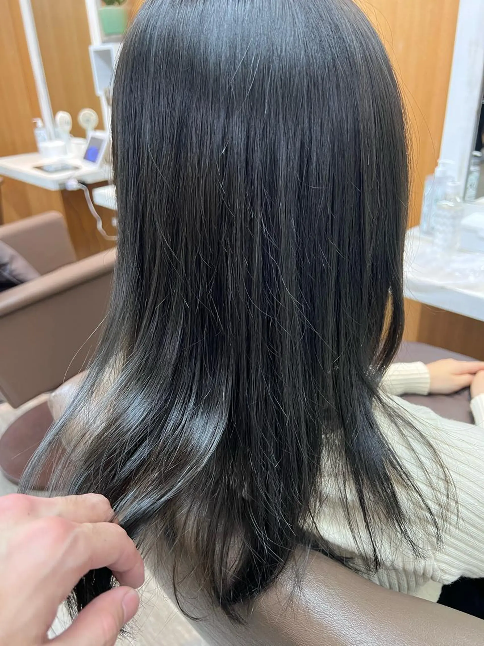 セミロング カラー ヘアカラー トリートメント 透明感カラー ゆうだいのヘアスタイル