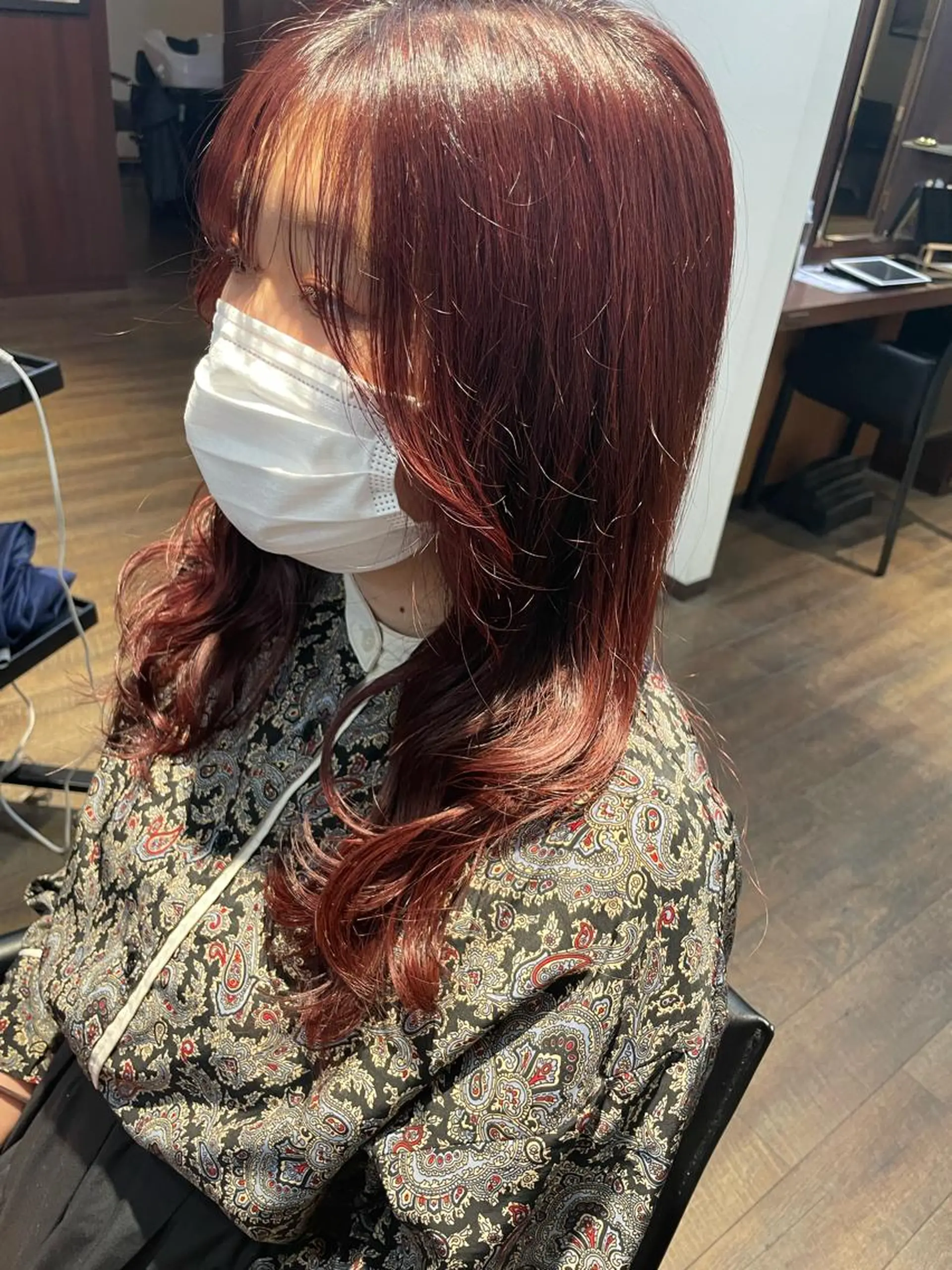 ロング カラー カット CURE 朱梨のマツエク・マツパデザイン