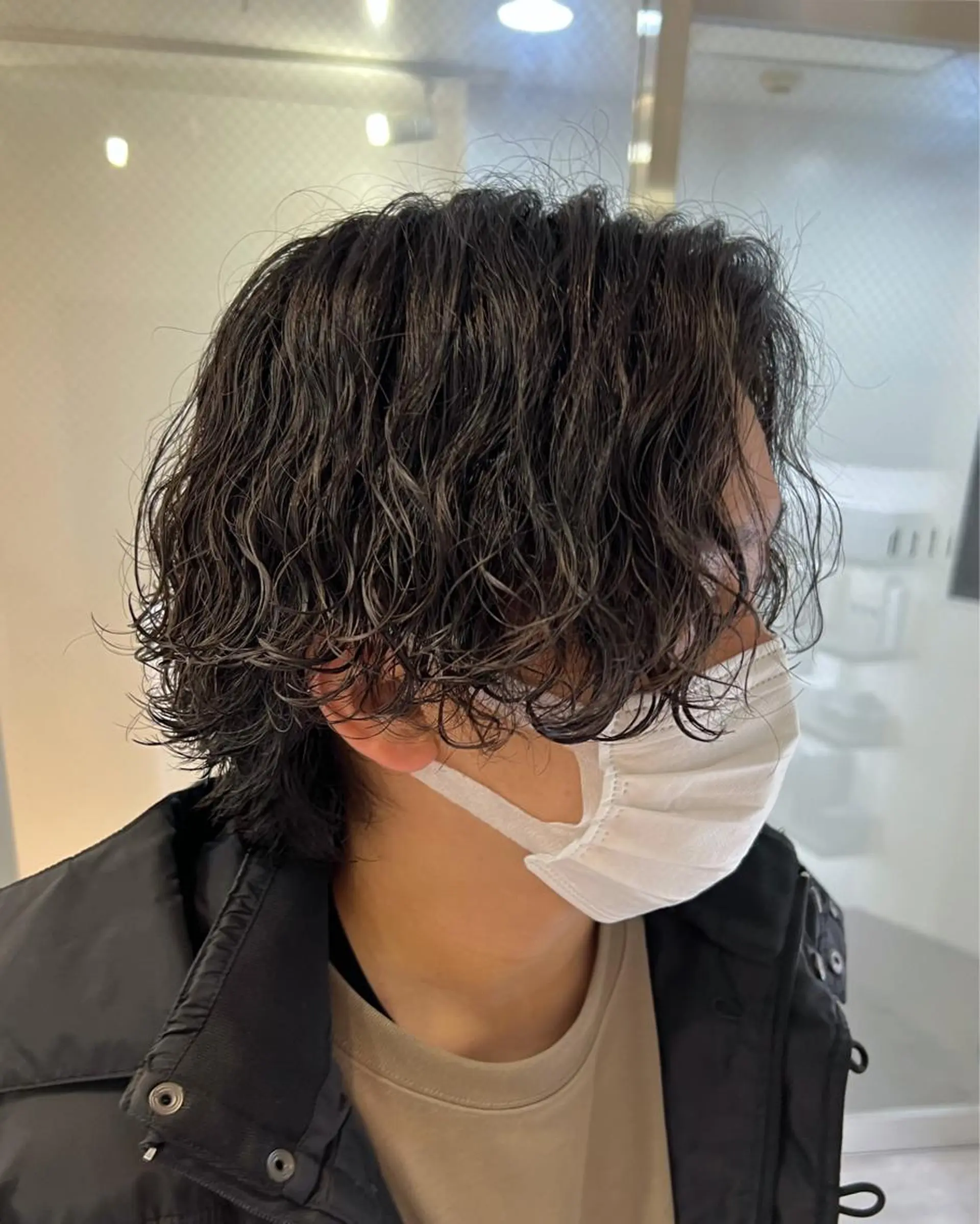 カラー パーマ ヘアアレンジ メンズ キッズ ネイル マツエク・マツパ アイブロウ マッシュ 波巻きパーマ メンズウルフカット ウルフカット ミディアムネイル カット パーマ トリートメント ショートヘア原宿 fifth コシのヘアスタイル