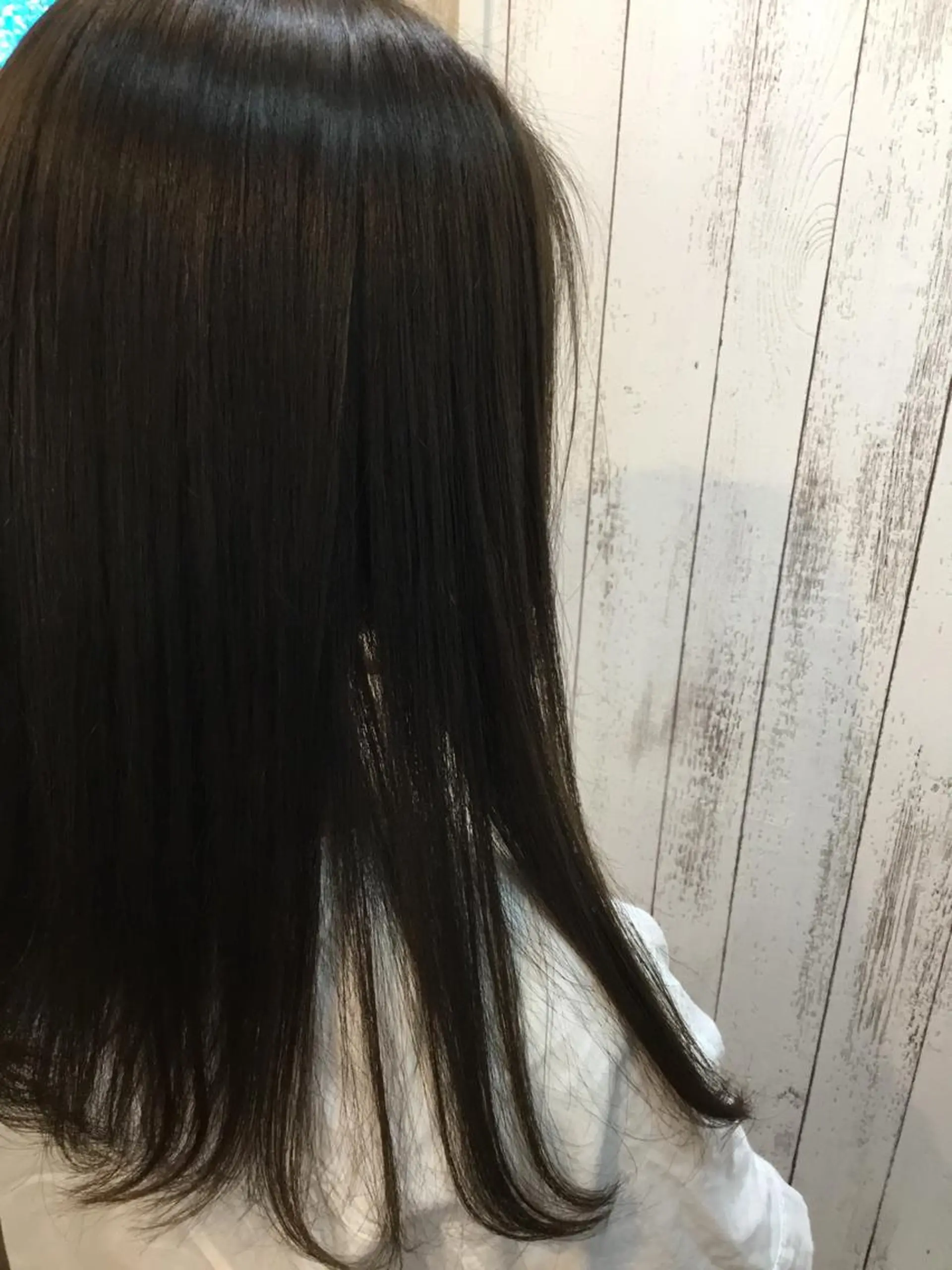 セミロング カラー パーマ embrace エンブレイスのヘアスタイル