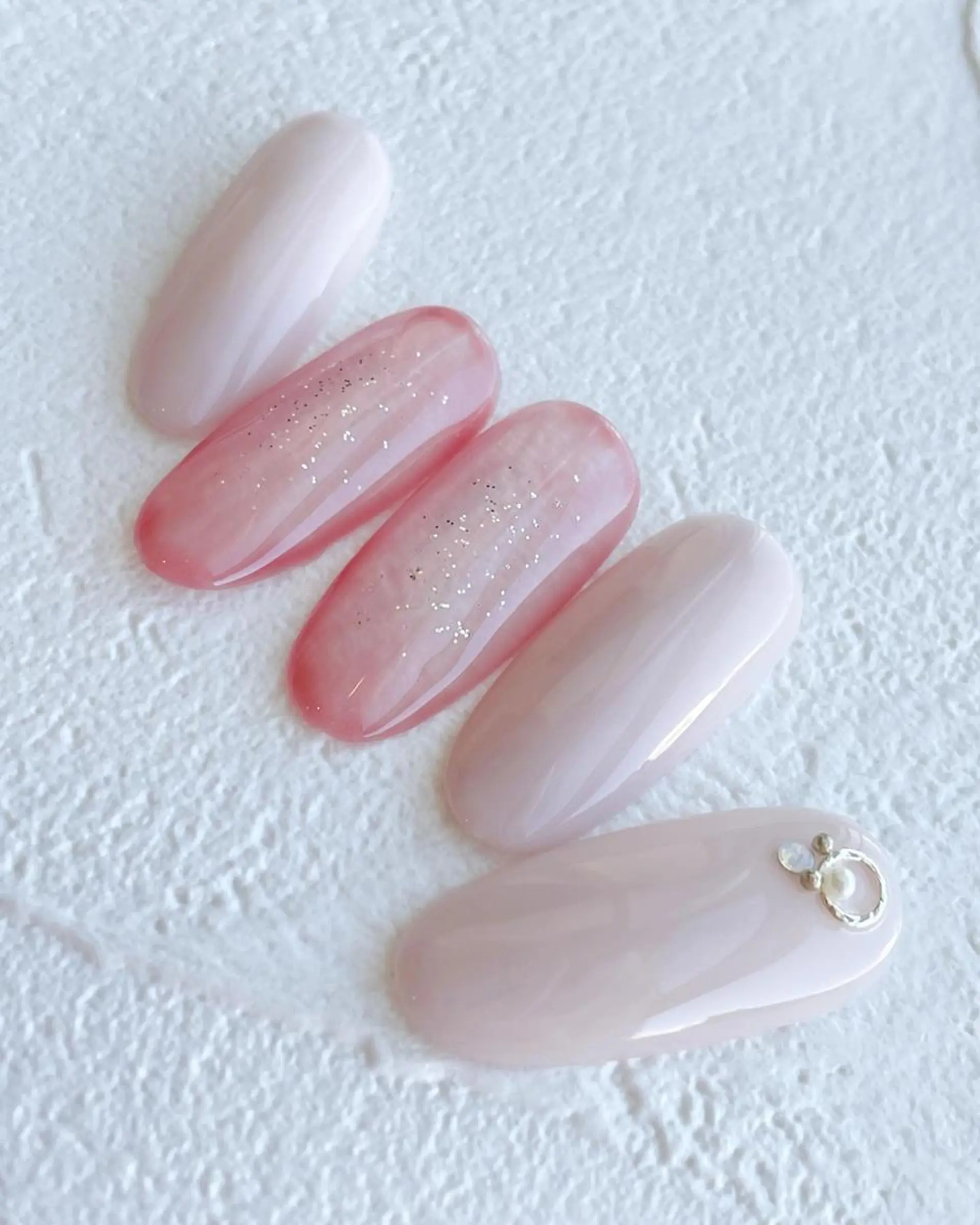 ネイル マツエク・マツパ まつげパーマ ボリュームラッシュ ジェルネイル ニュアンスネイル パラジェル 髙橋 敦子のマツエク・マツパデザイン