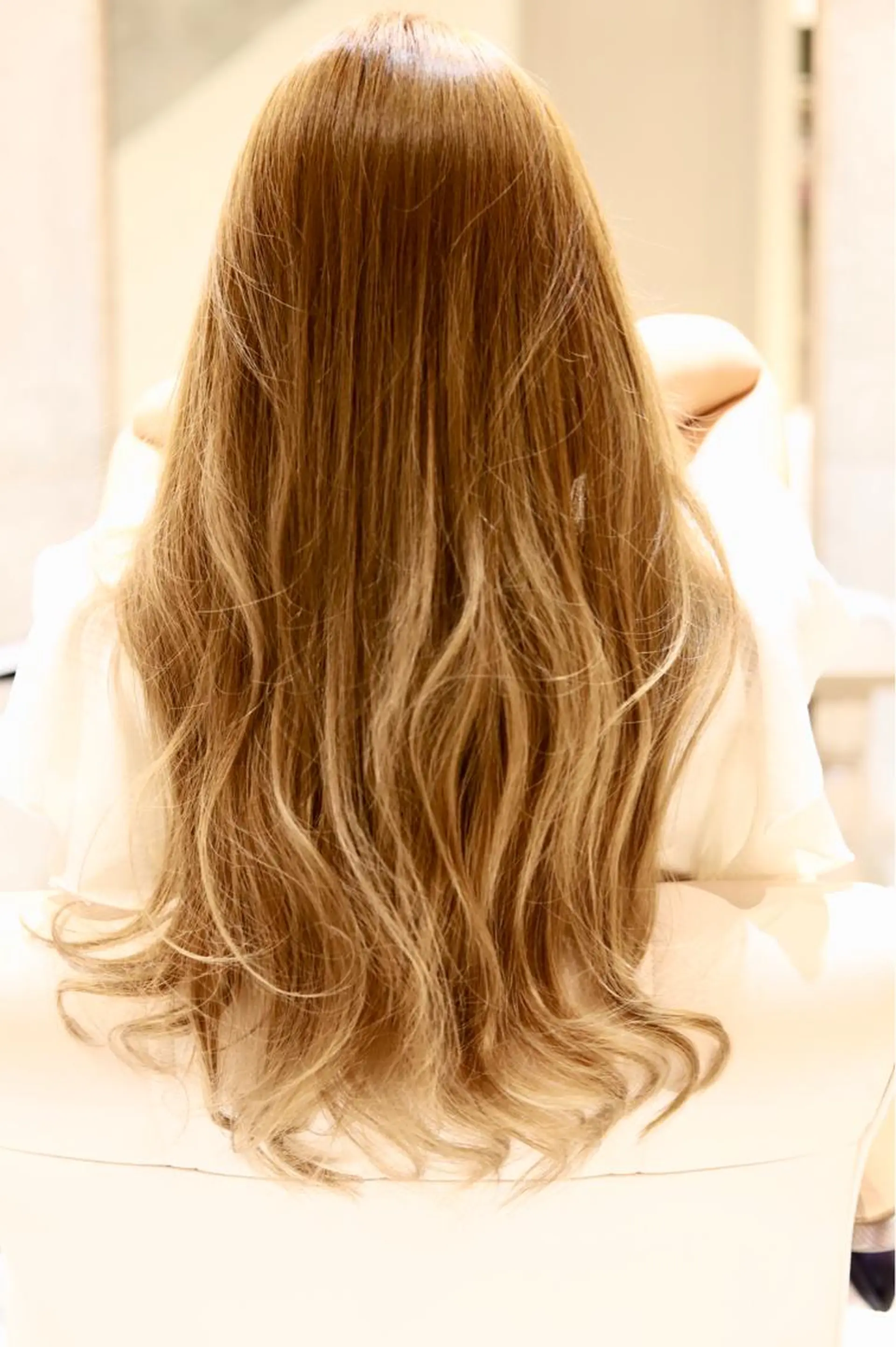 ロング カラー アッシュ アッシュグレー アッシュグレージュ グラデーションカラー グレージュ アドミラルYoshi oのヘアスタイル