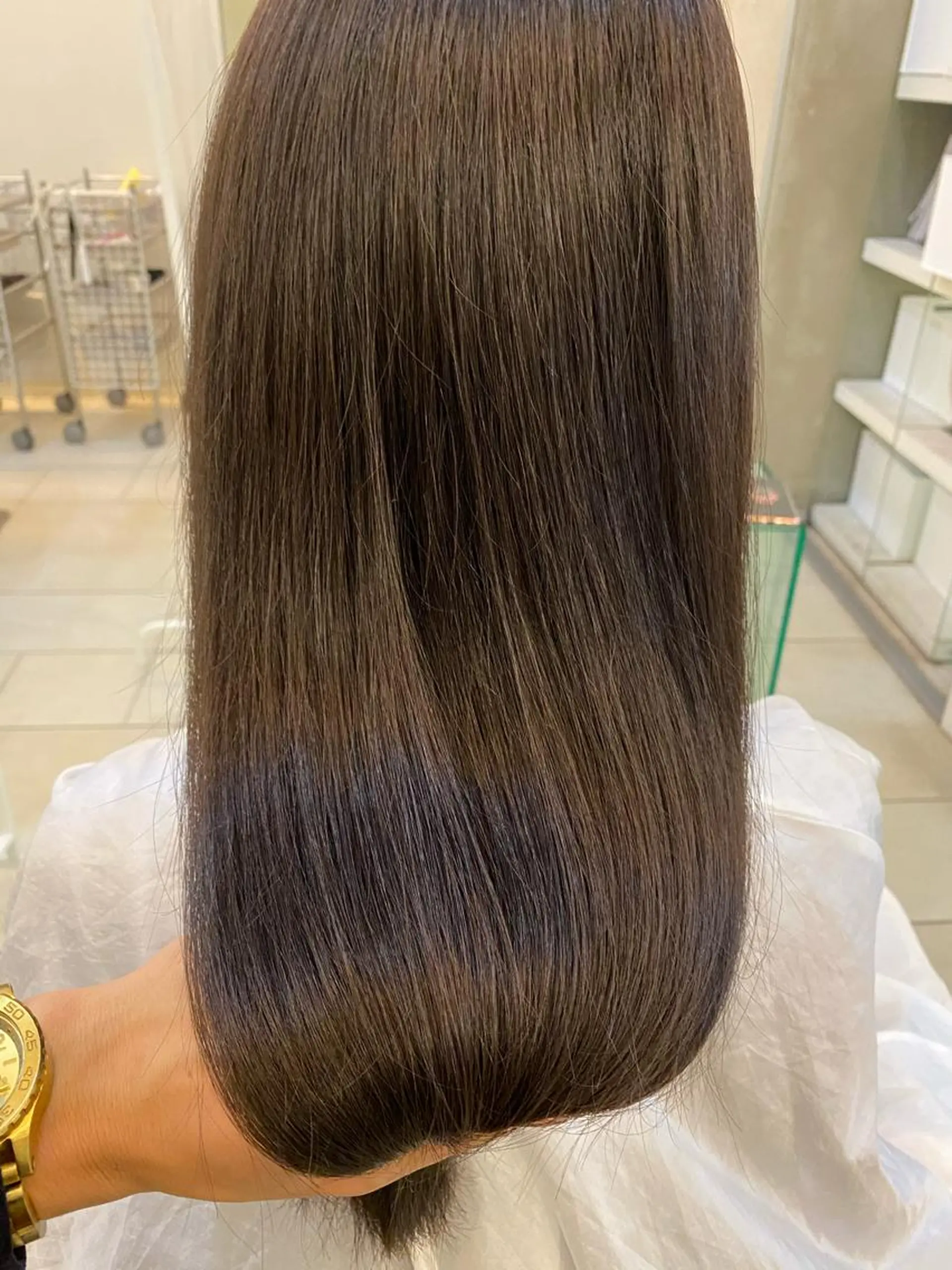 ロング アッシュ トリートメント ジェニファー ✂︎TOMOKI✂︎のヘアスタイル