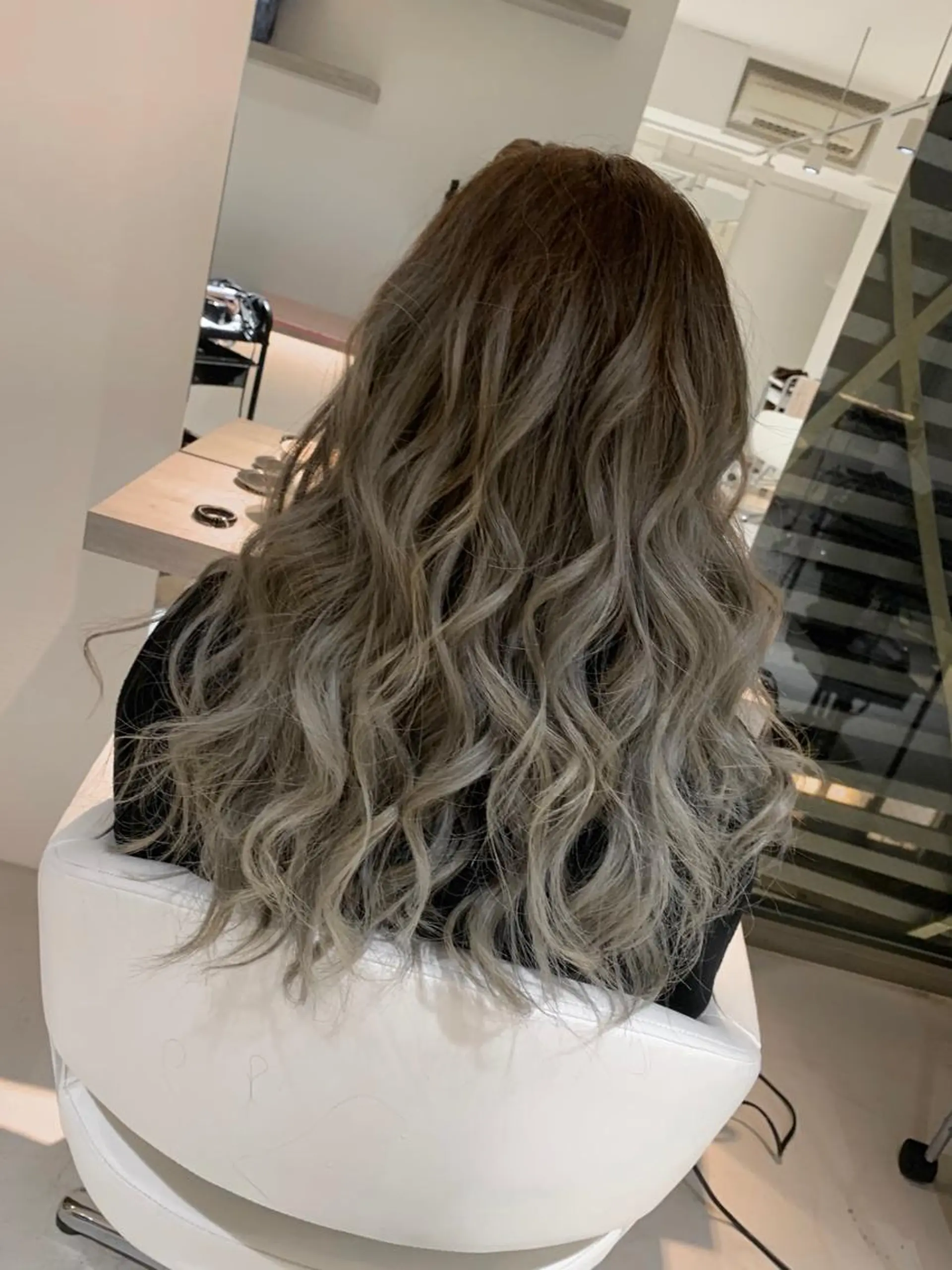 ロング カラー ヘアカラー トリートメント ヘアセット モテ髪提案します💕 髪質改善宗一郎のヘアスタイル