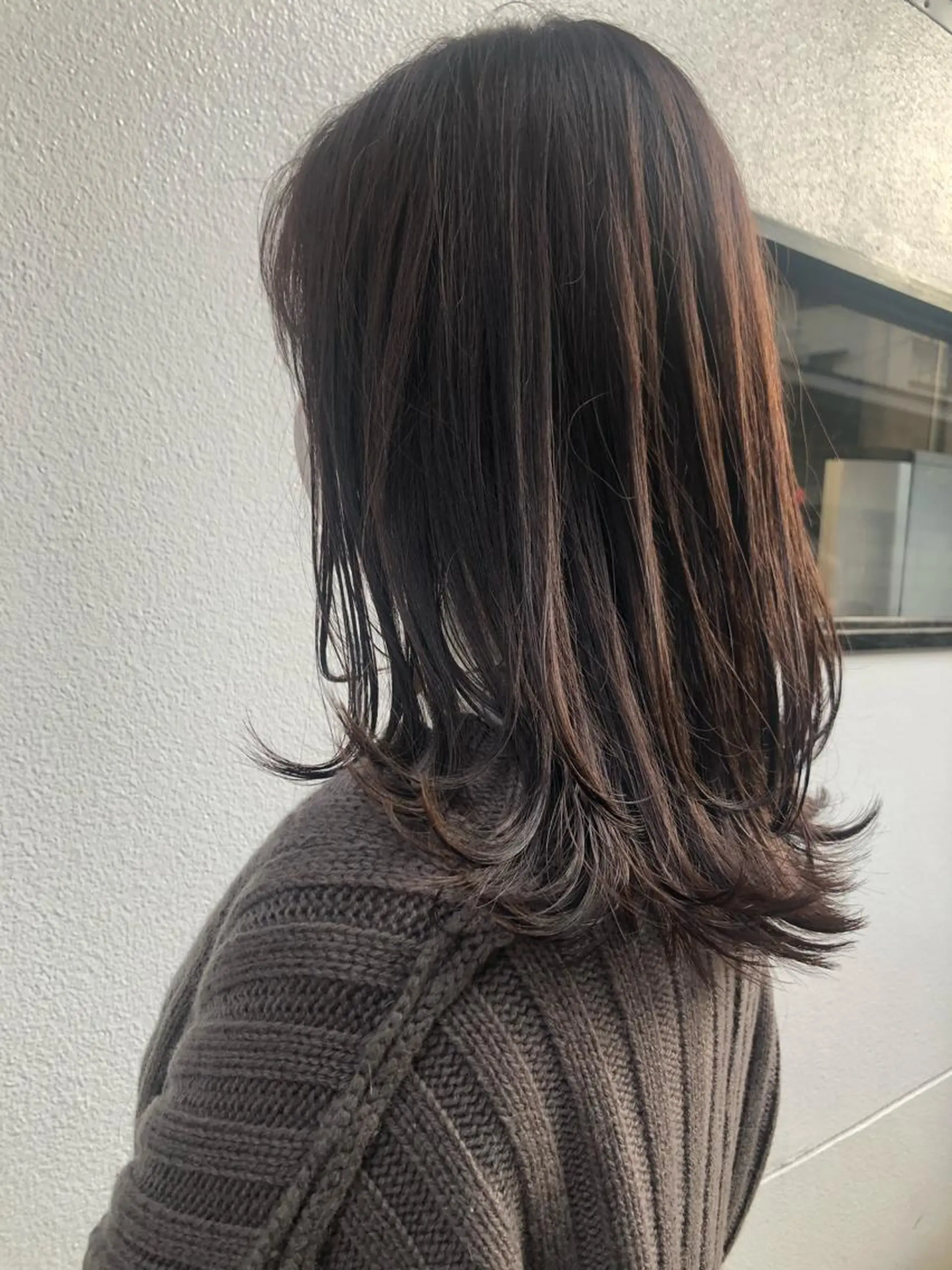 セミロング カラー 🩰オリーブ/ ベージュ松本咲花🩰のヘアスタイル