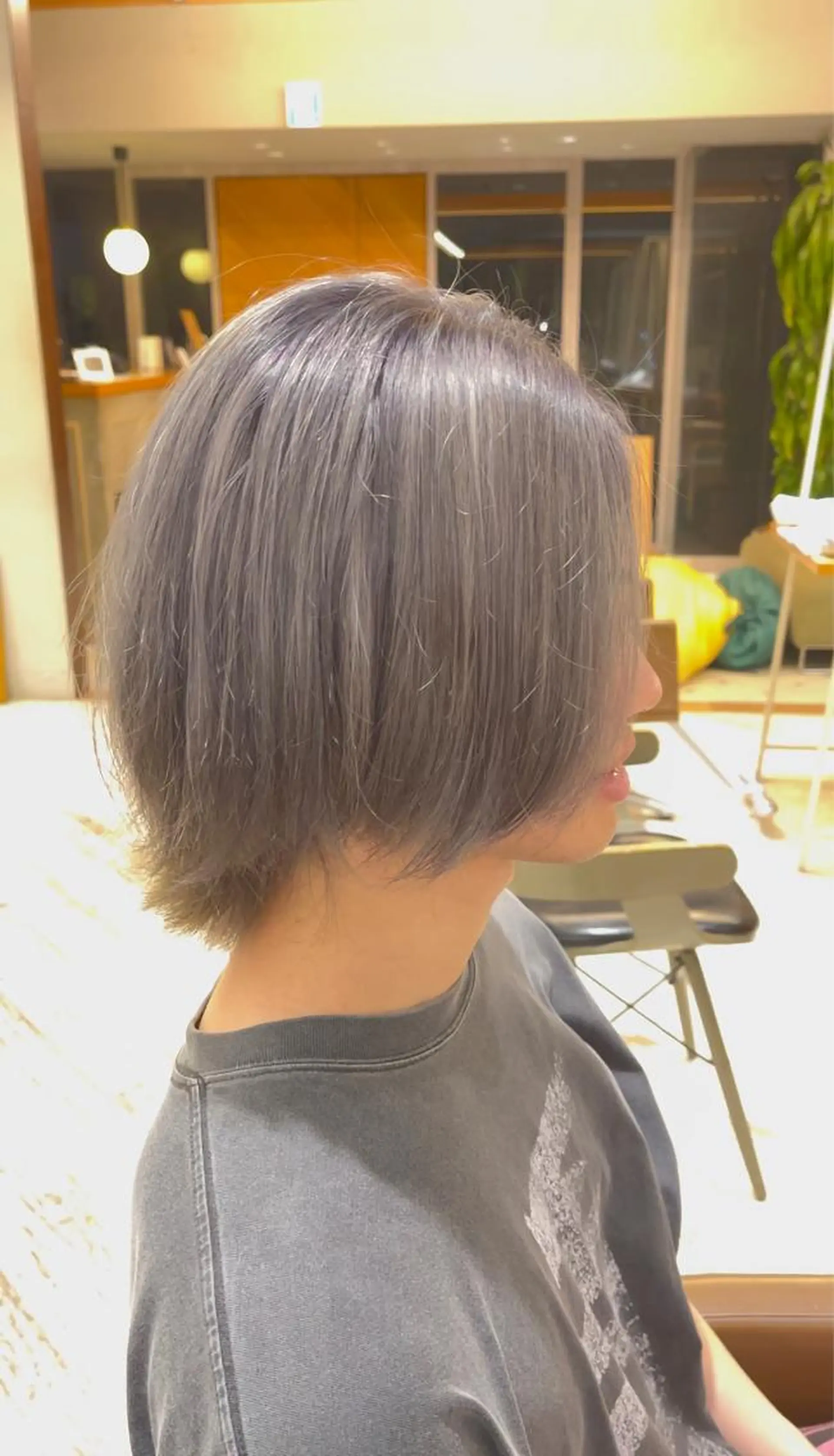 ミディアム カラー メンズ 透明感カラー シルバー 似合わせカット ✨ショートヘア ✨ロイのヘアスタイル
