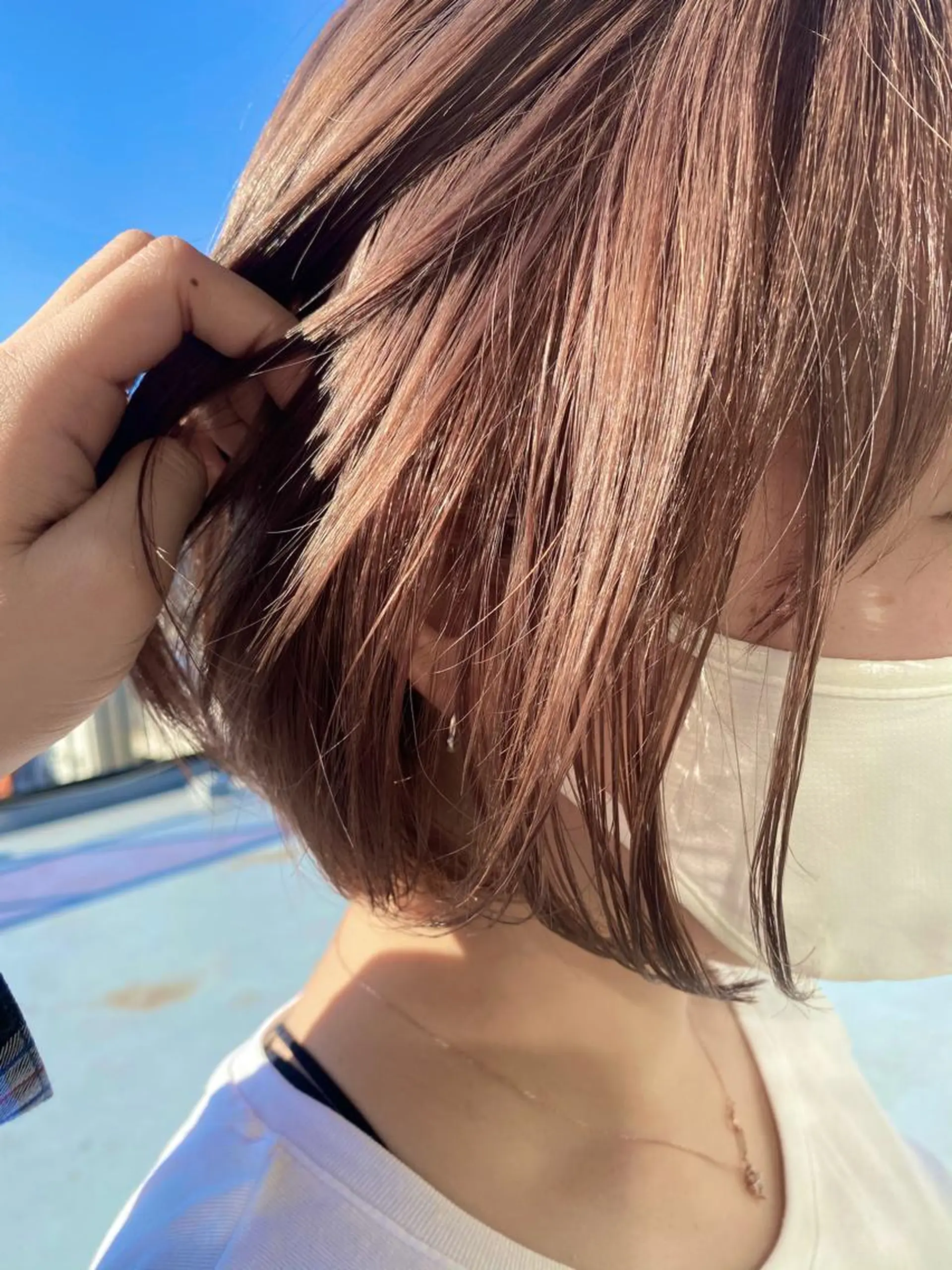 ショート カラー BROWN所属・ケアストレート ハナシロミサキのヘアスタイル