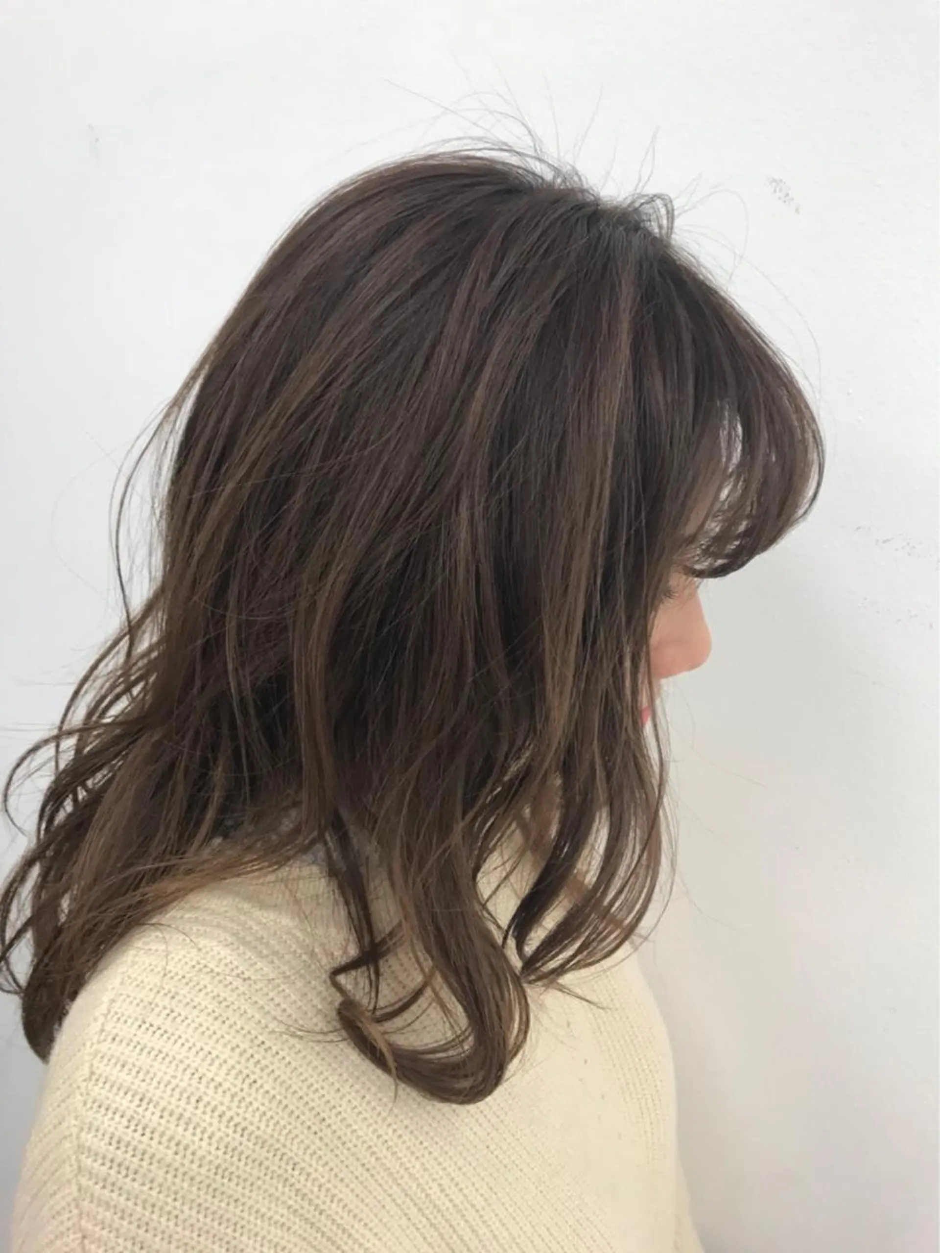 セミロング カラー ヘアカラー トリートメント Ash中目黒店 榊間茜のヘアスタイル