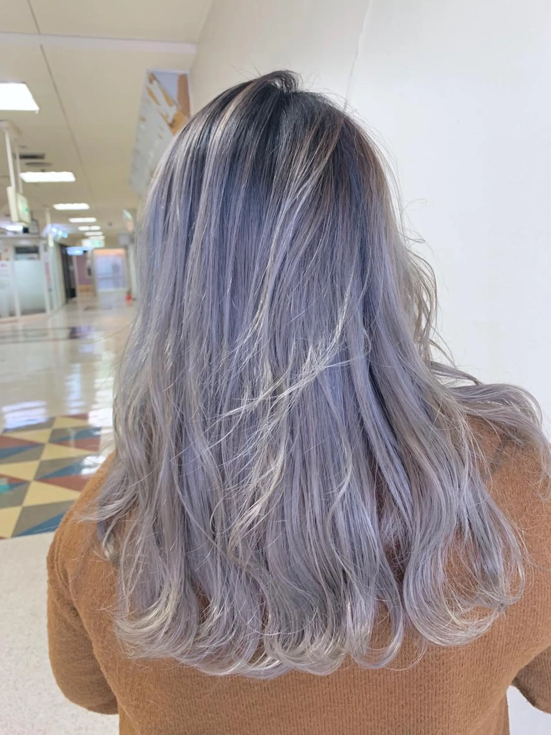 セミロング カラー エクステ hair &eye LAWE.店長のヘアスタイル
