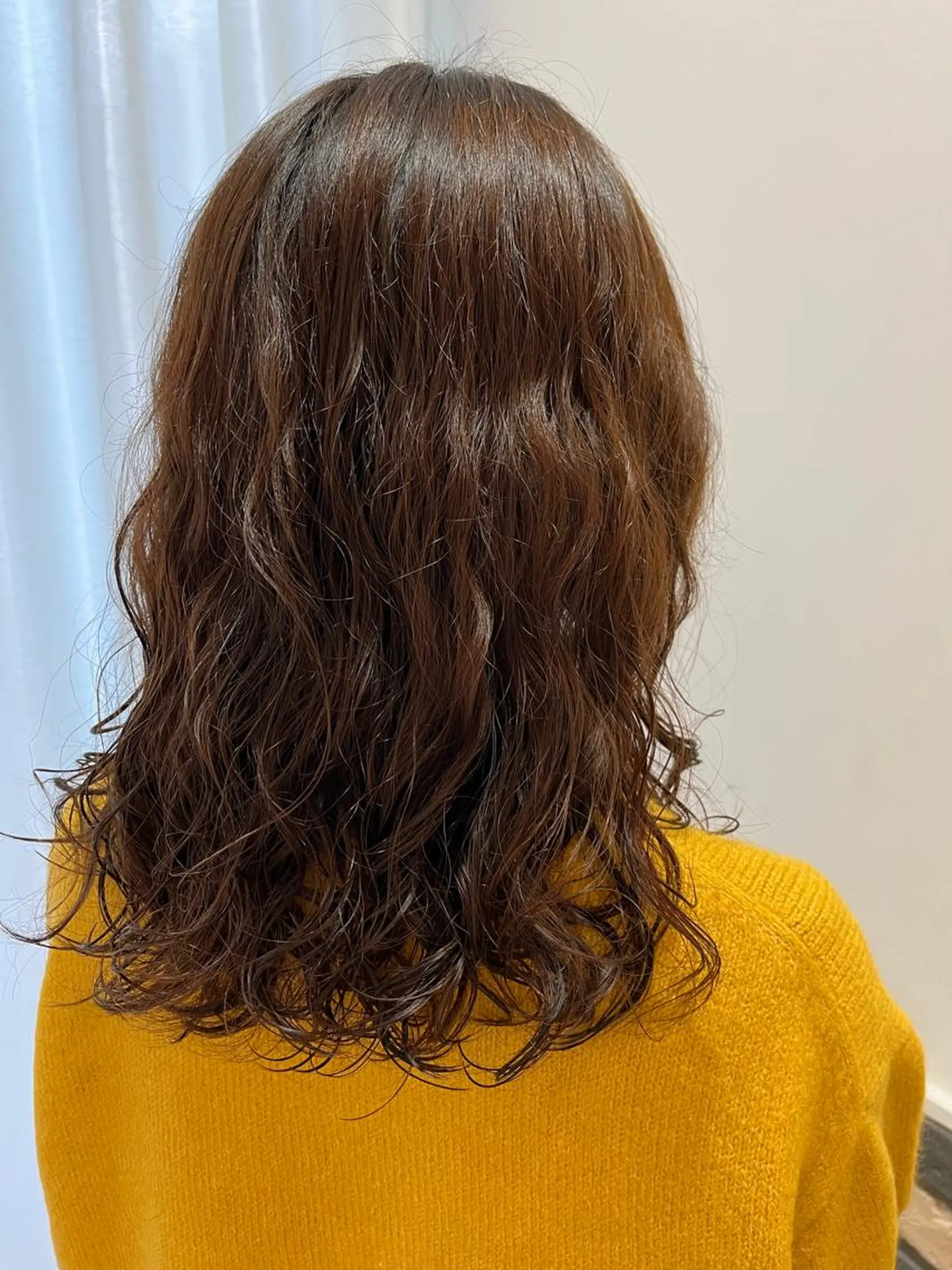 セミロング パーマ カット パーマ おかにわ みりのヘアスタイル