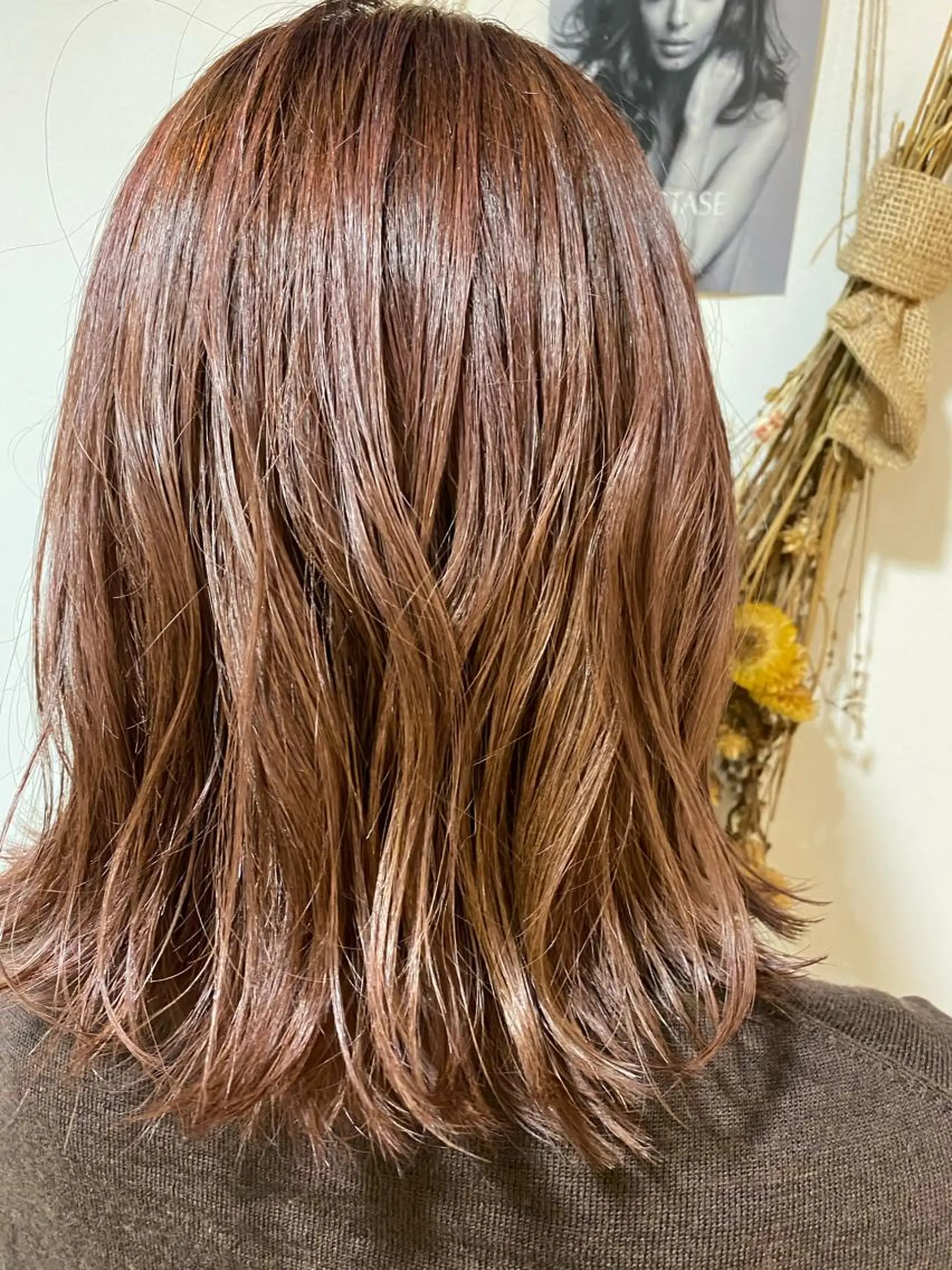 ミディアム カット ヘアカラー トリートメント 松浦 正覚のヘアスタイル