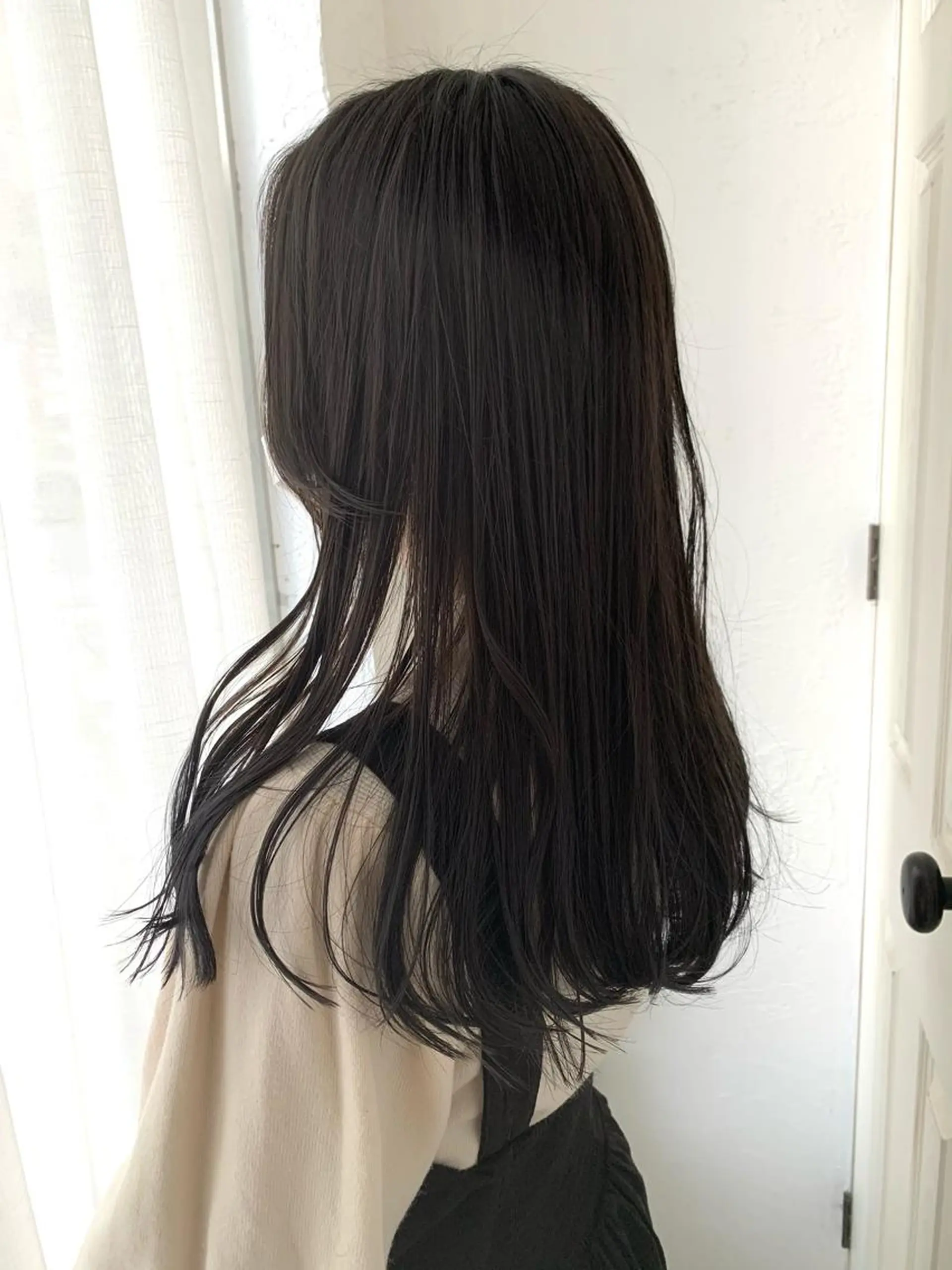 ロング カラー タナカ マナミのヘアスタイル