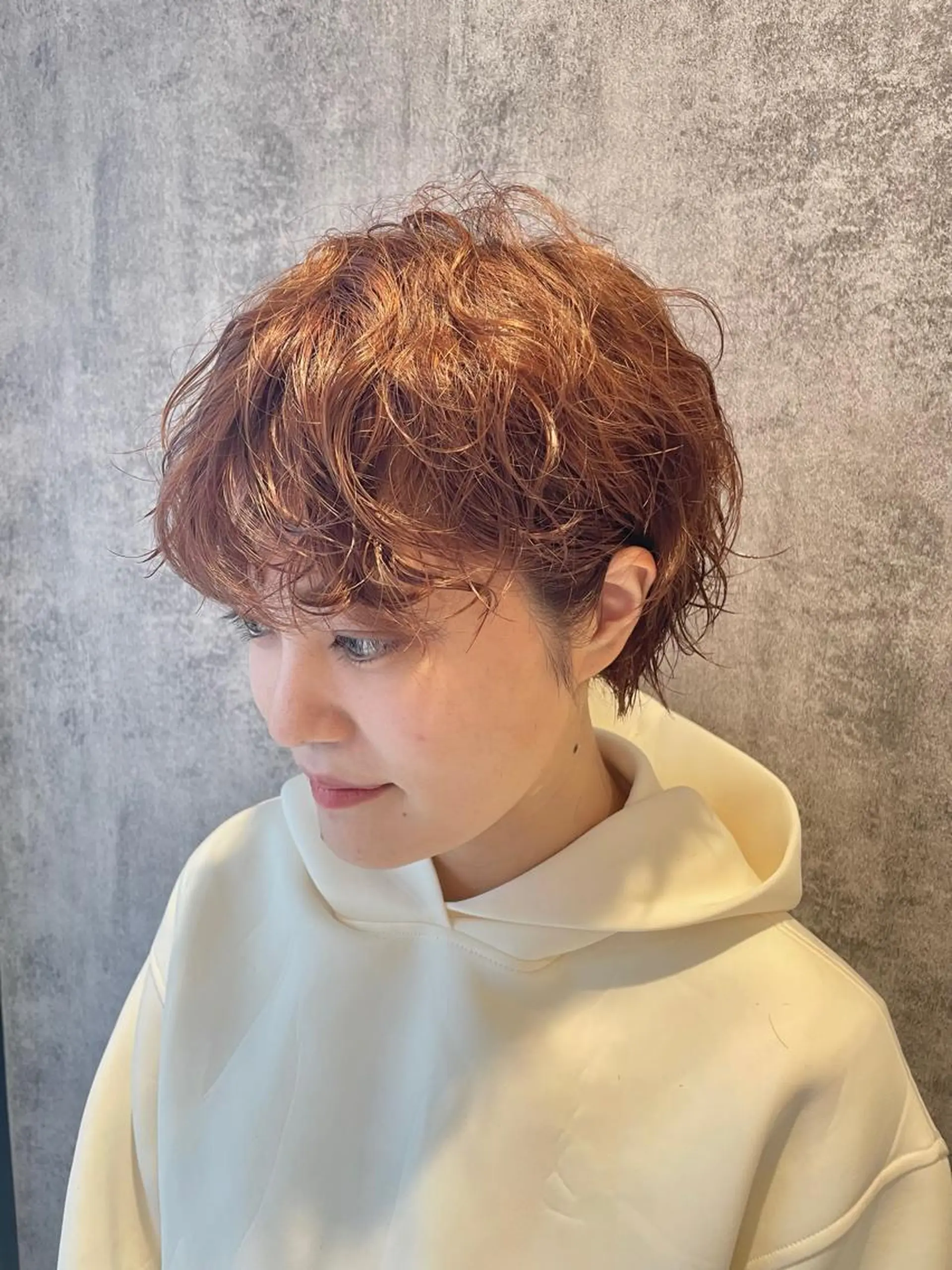 ショート カラー パーマ Ma hoのヘアスタイル