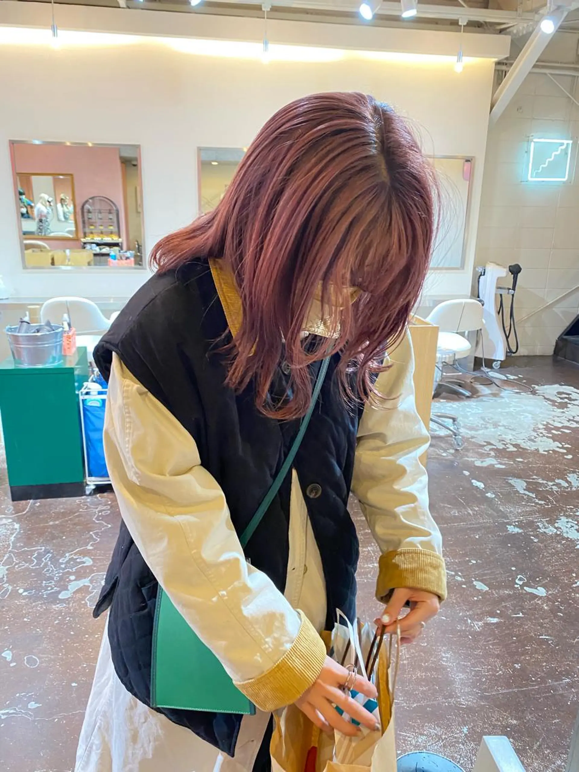 カラー カット ヘアカラー トリートメント iru所属・mi kiのヘアスタイル