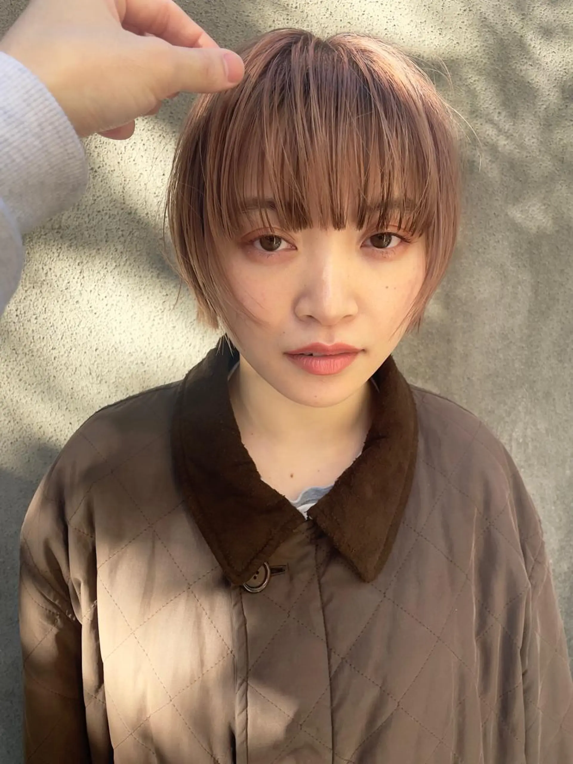 ショート カラー ベージュカラー ハイトーンカラー ペールベージュ ピンクカラー ボブ/レイヤー/ケア パーマ/リュウタのヘアスタイル