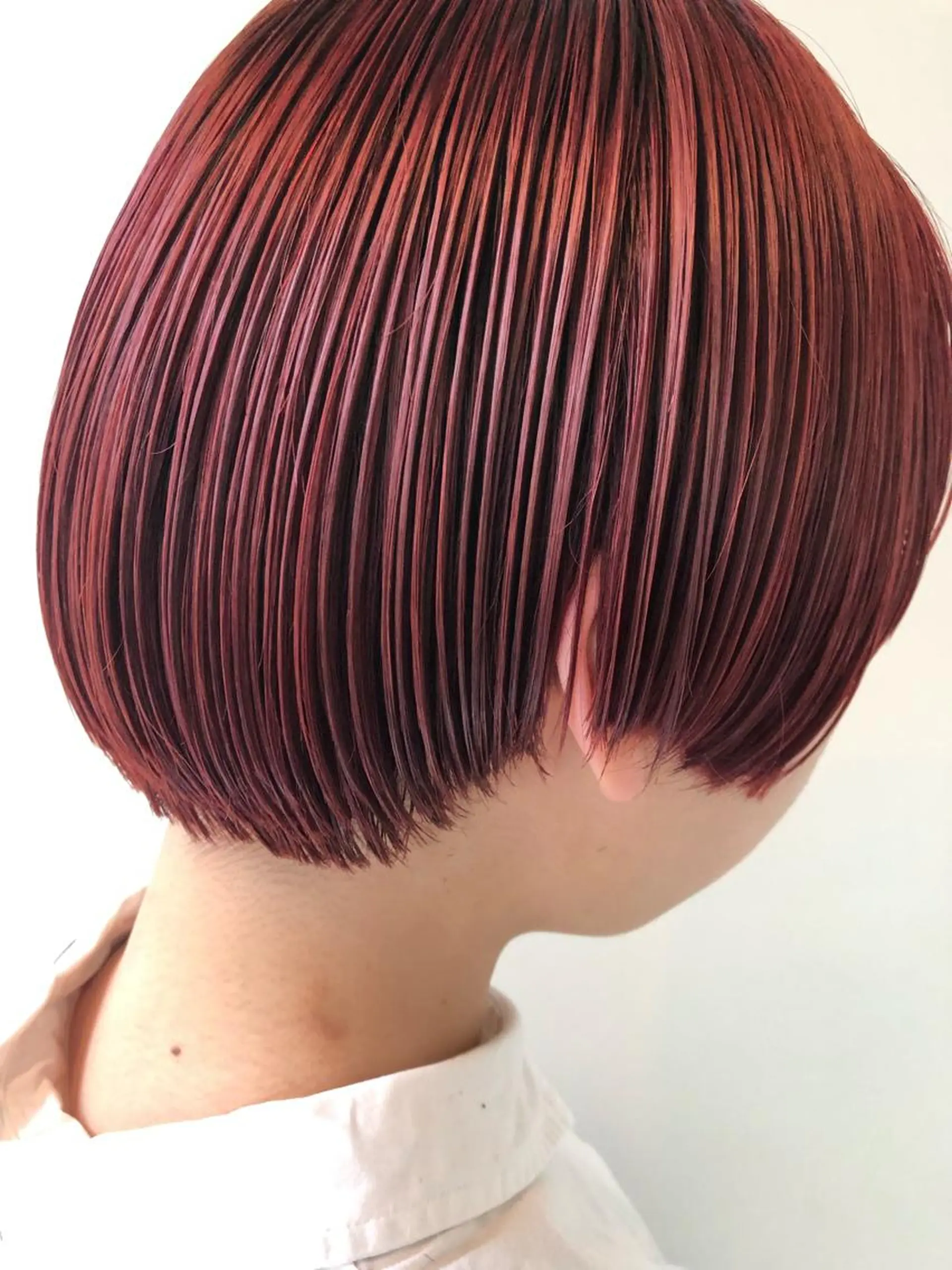 ショート カラー パーマ ヘアアレンジ ラベンダーカラー ラベンダーピンク ピンクカラー ショートヘア Mira by greenのヘアスタイル
