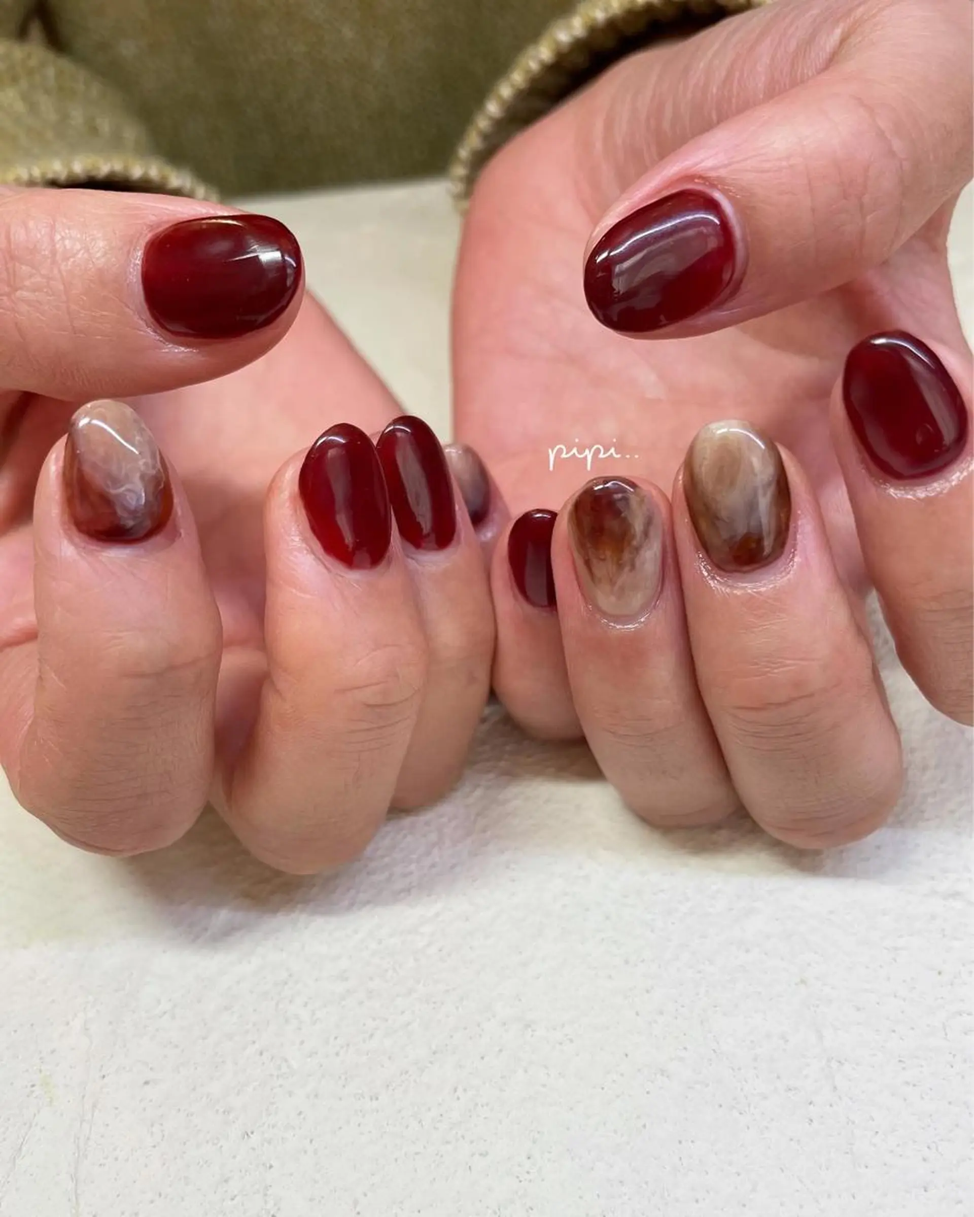 ミディアム ネイル べっ甲ネイル pipi..所属・pipi ..のネイルデザイン