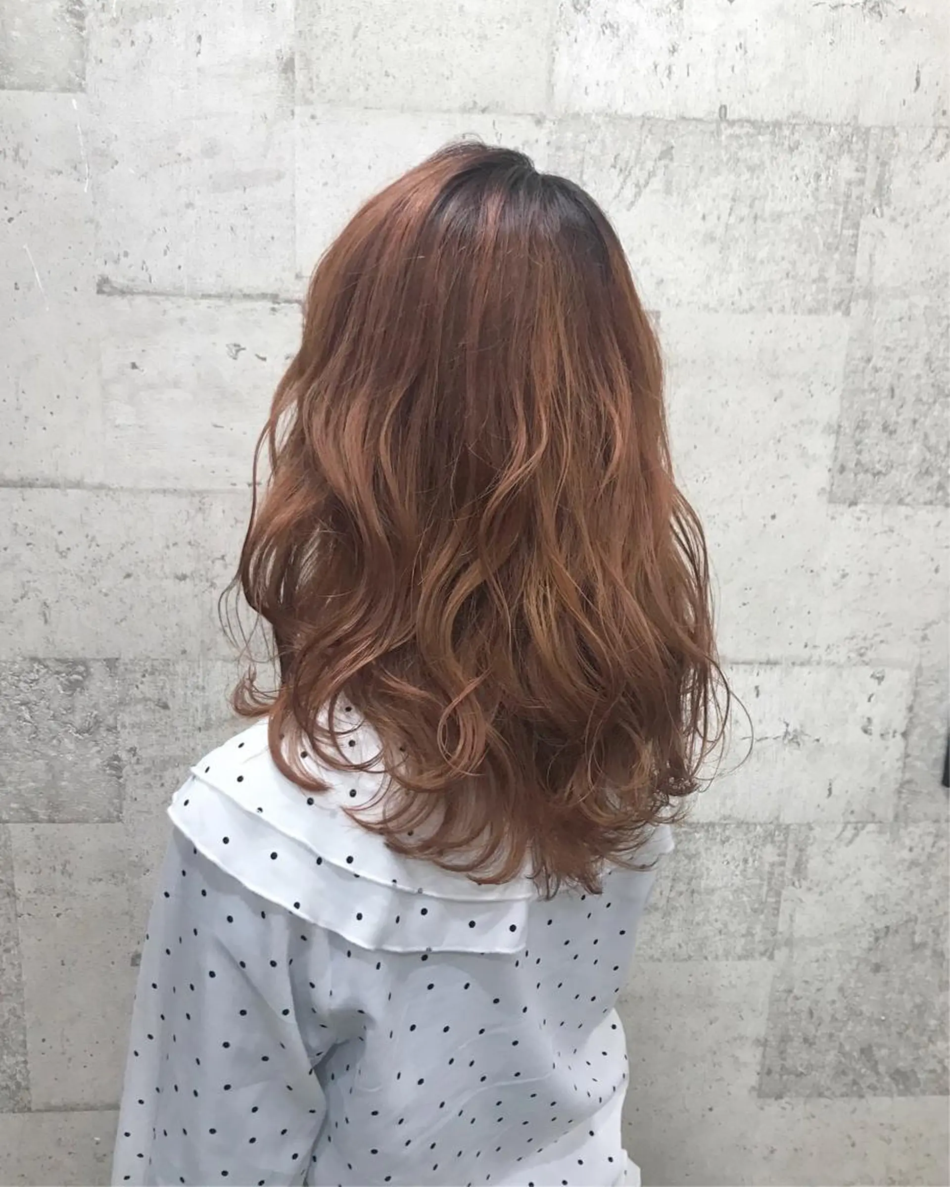 セミロング カラー ブリーチ ブラウンカラー ダブルカラー ピンクカラー ピンクブラウン インナーカラー/天神 ブリーチ/吉田のヘアスタイル