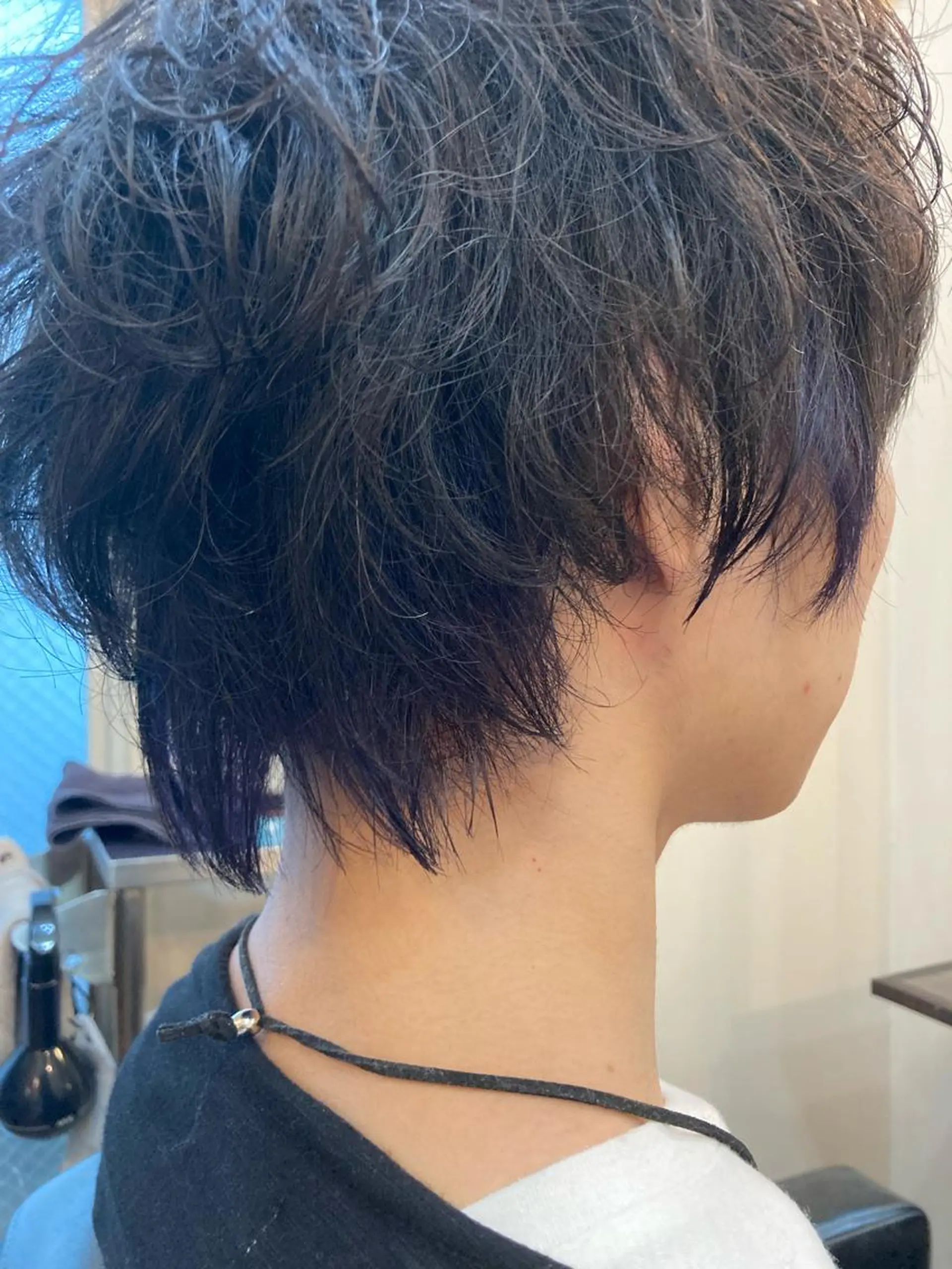 ショート メンズ メンズインナーカラー AUTHENTIC private mens hair salon所属・完全個室マンツーマン メンズサロン草野貴樹のヘアスタイル