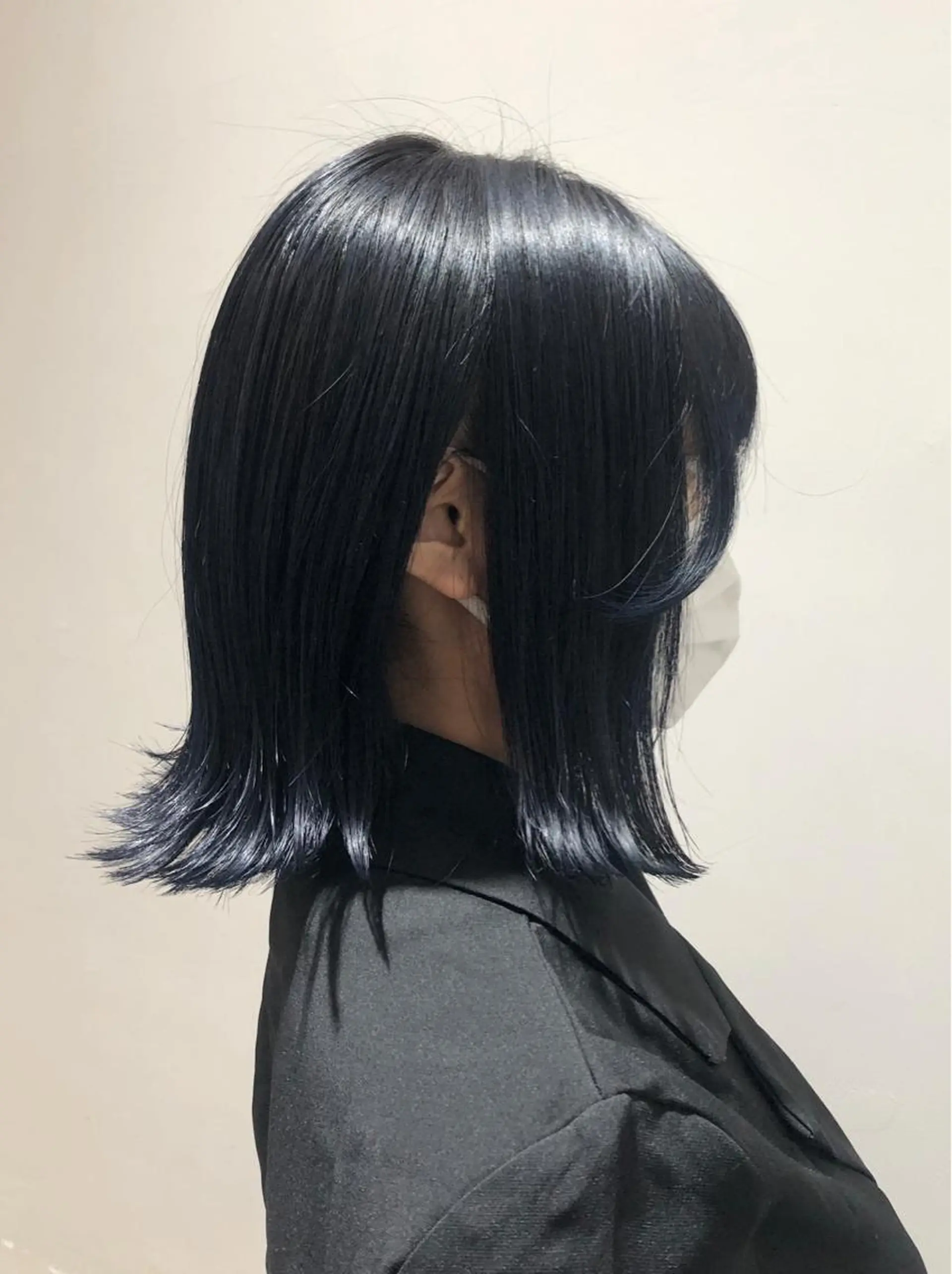 ロング カラー 黒髪 ブルーカラー ブルーブラック tomoka 推しカラーのヘアスタイル